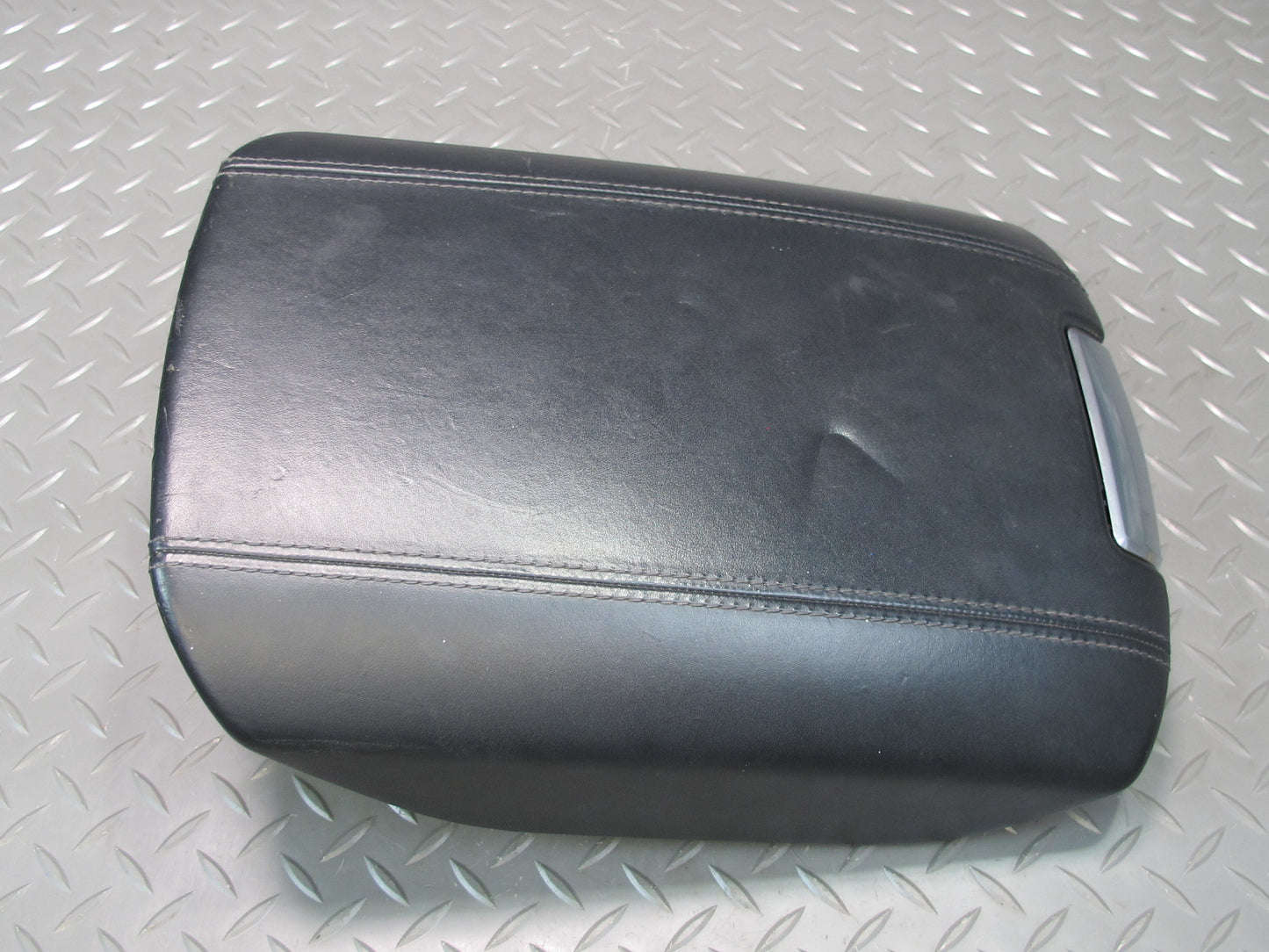 2011-2018 Porsche Cayenne 958 Center Console Lid Armrest Cover Leather Black