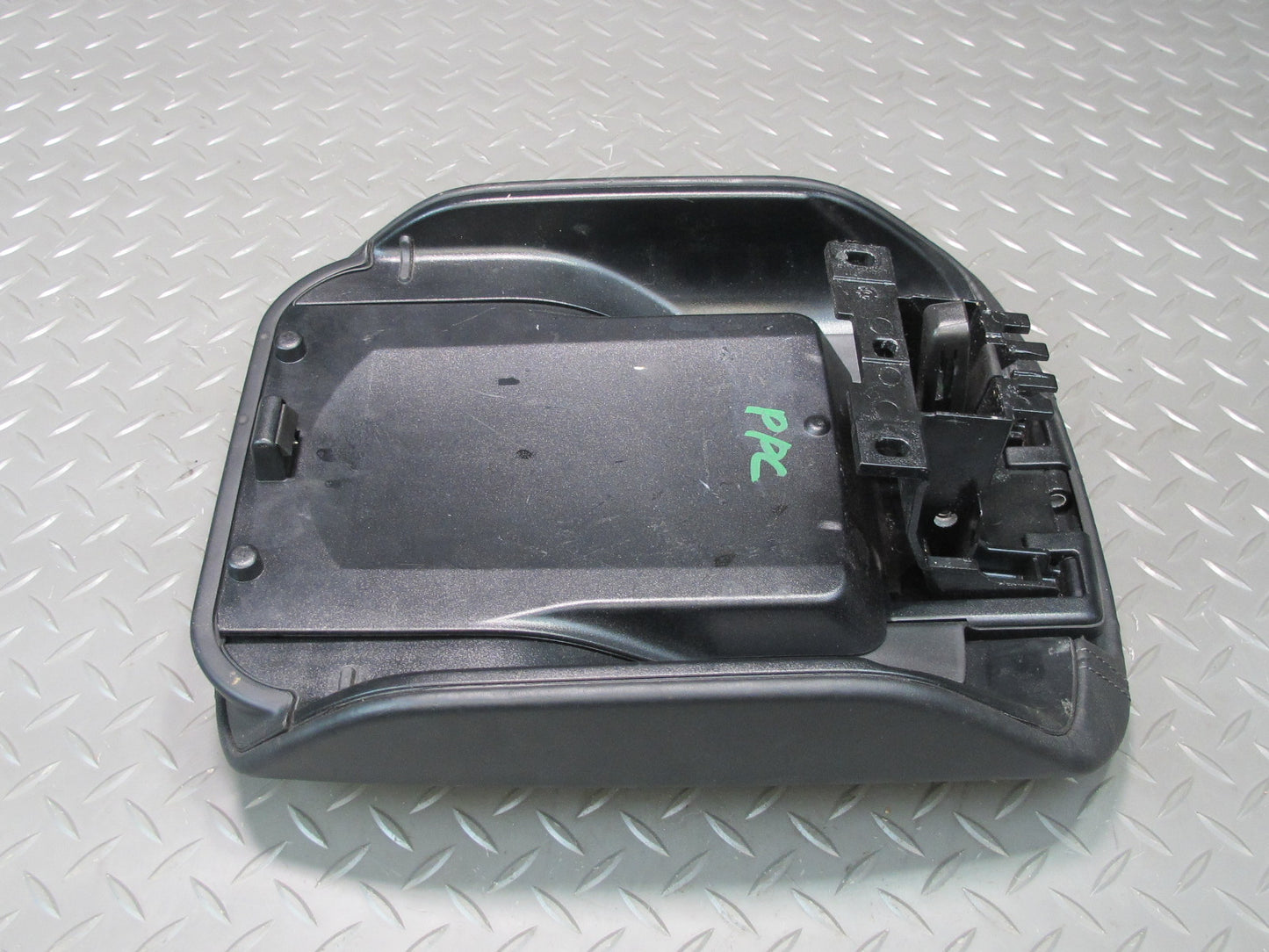 2011-2018 Porsche Cayenne 958 Center Console Lid Armrest Cover Leather Black