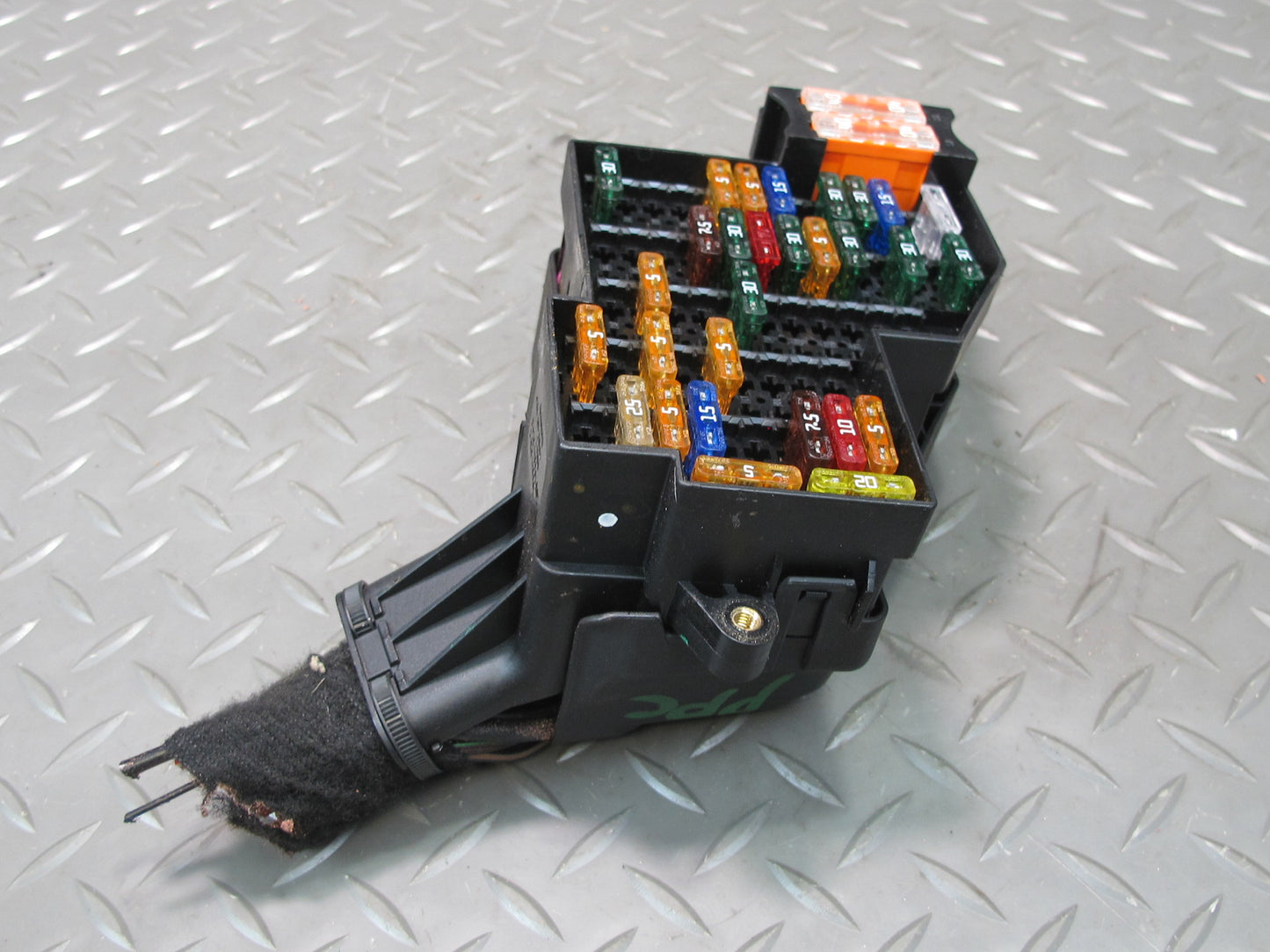 2011-2018 Porsche Cayenne 958 Left Side Dash Fuse Relay Junction Box Module