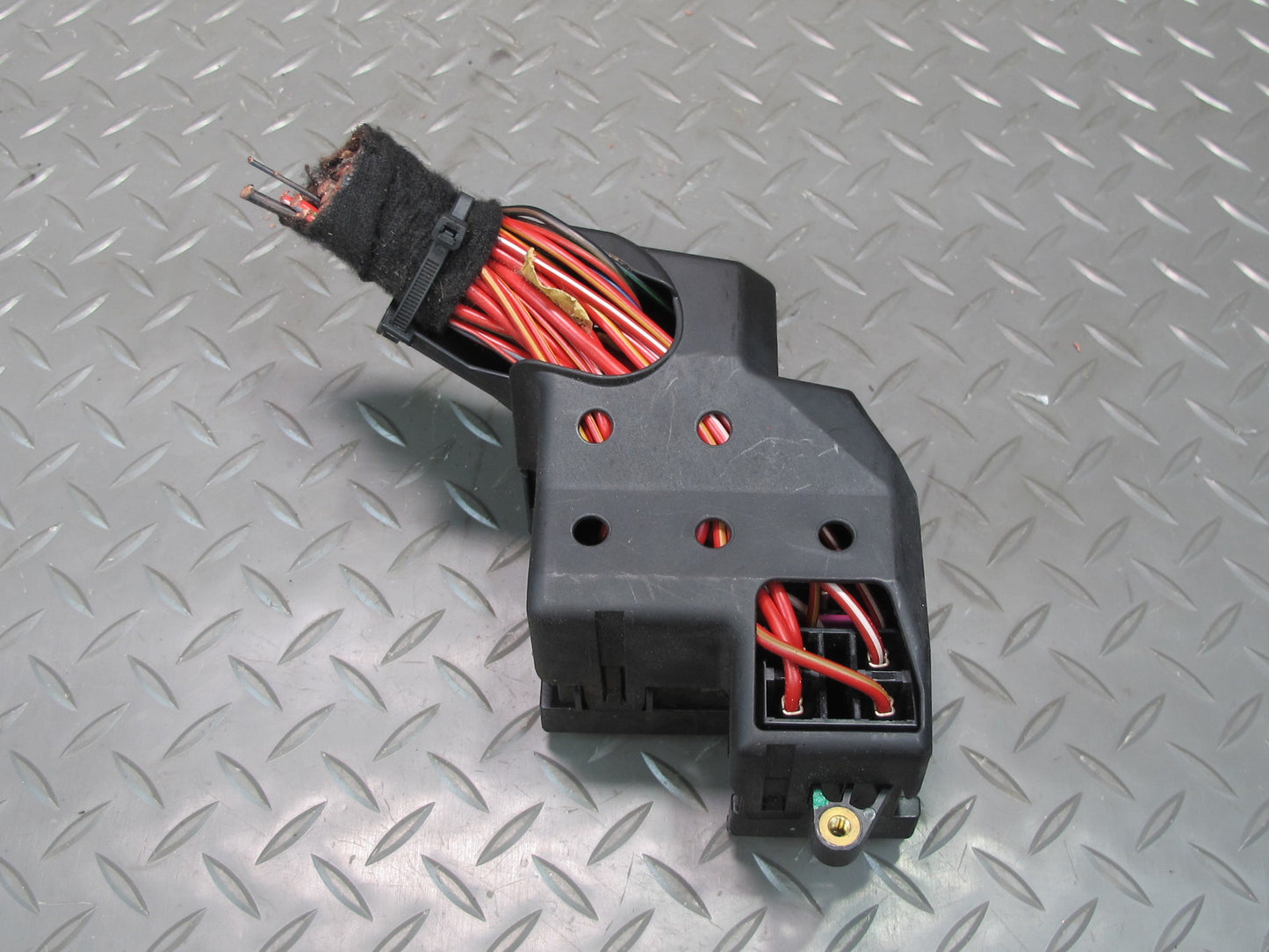 2011-2018 Porsche Cayenne 958 Left Side Dash Fuse Relay Junction Box Module