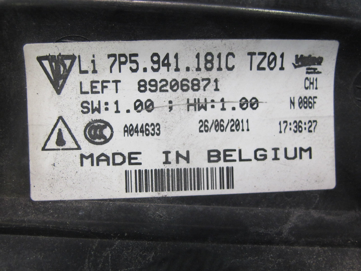 2011-2014 Porsche Cayenne 958 Front Left LED Driving Daytime Fog Light Lamp