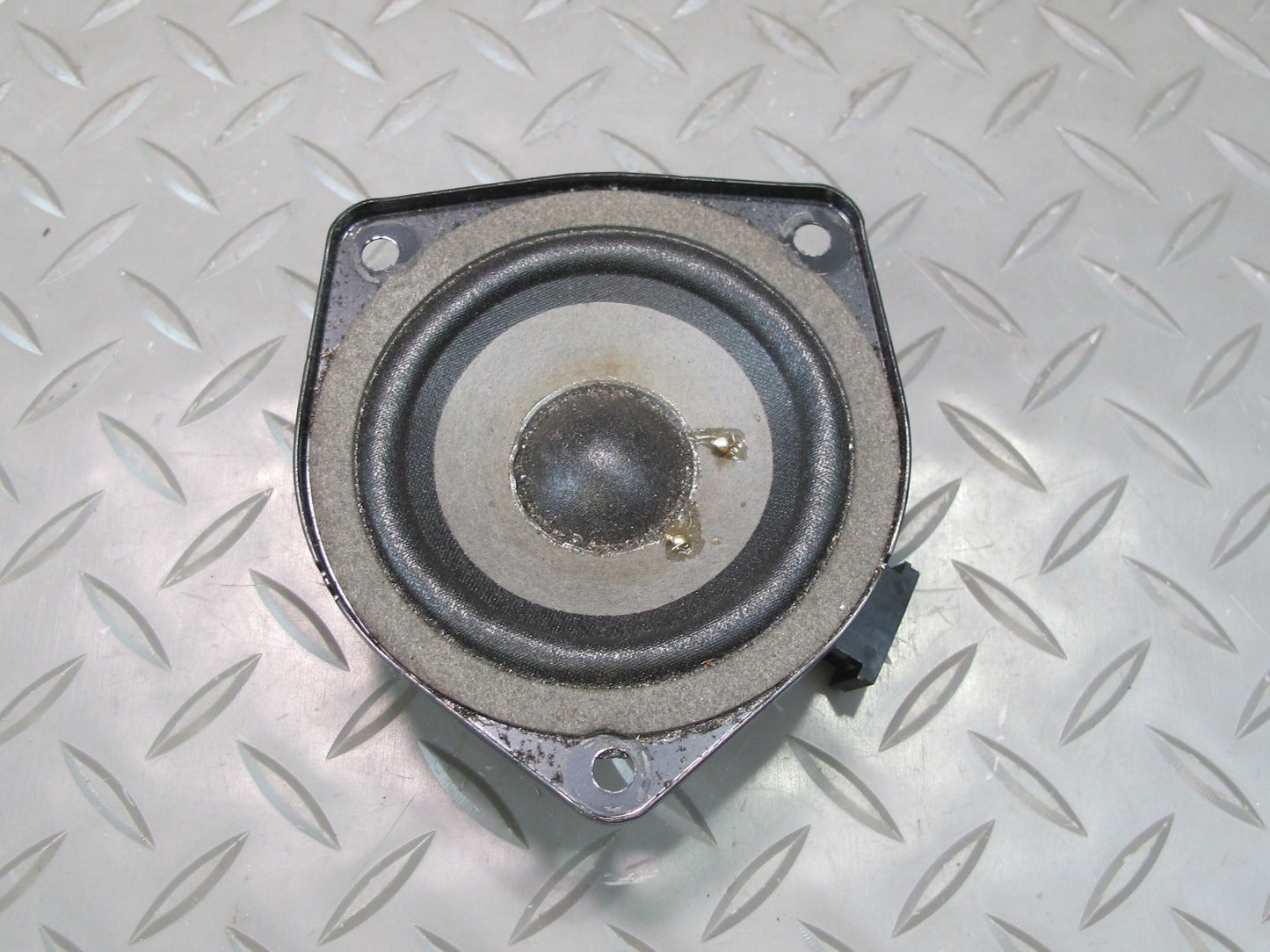 2011-2018 Porsche Cayenne 958 Center Dash Audio Soiund Speaker Bose