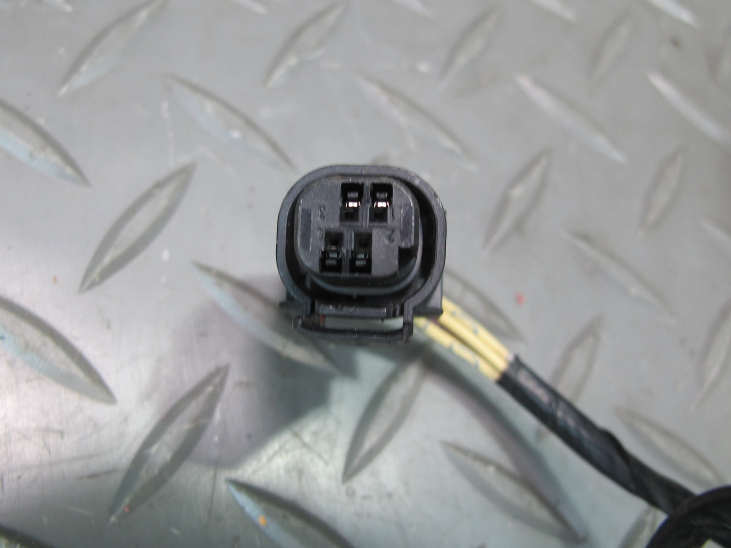 2011-2018 Porsche Cayenne 958 Rear Right Passenger Side Door Latch Lock Actuator