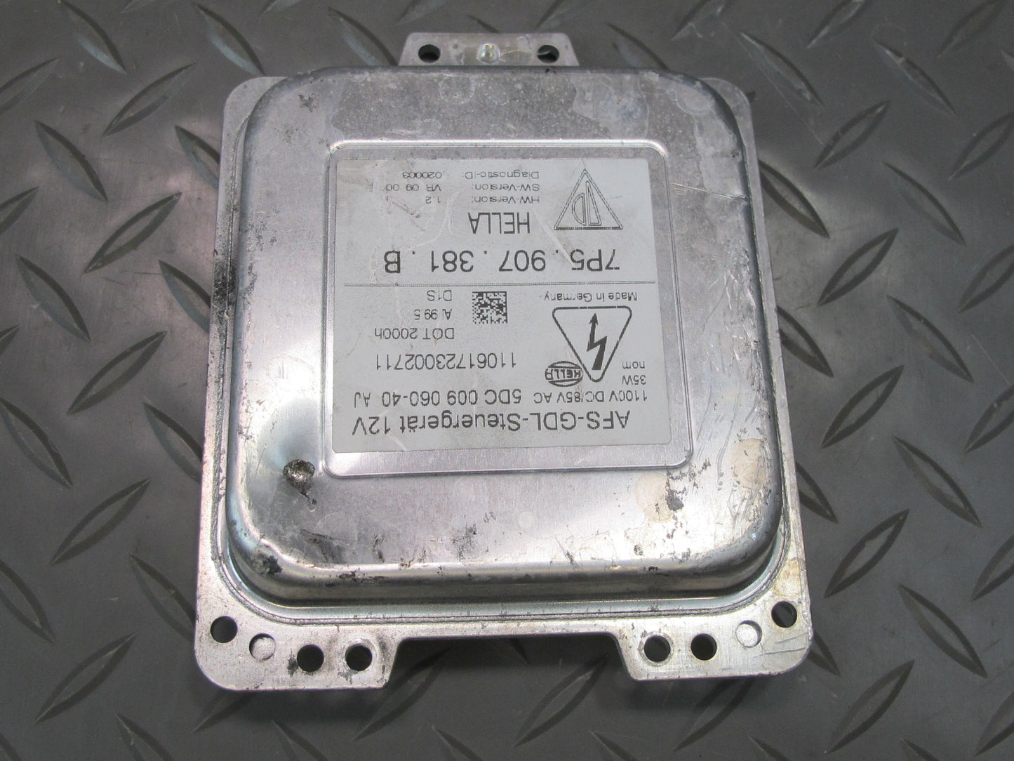 2011-2014 Porsche Cayenne 958 Front Right AFS Xenon Headlight Module Ballast