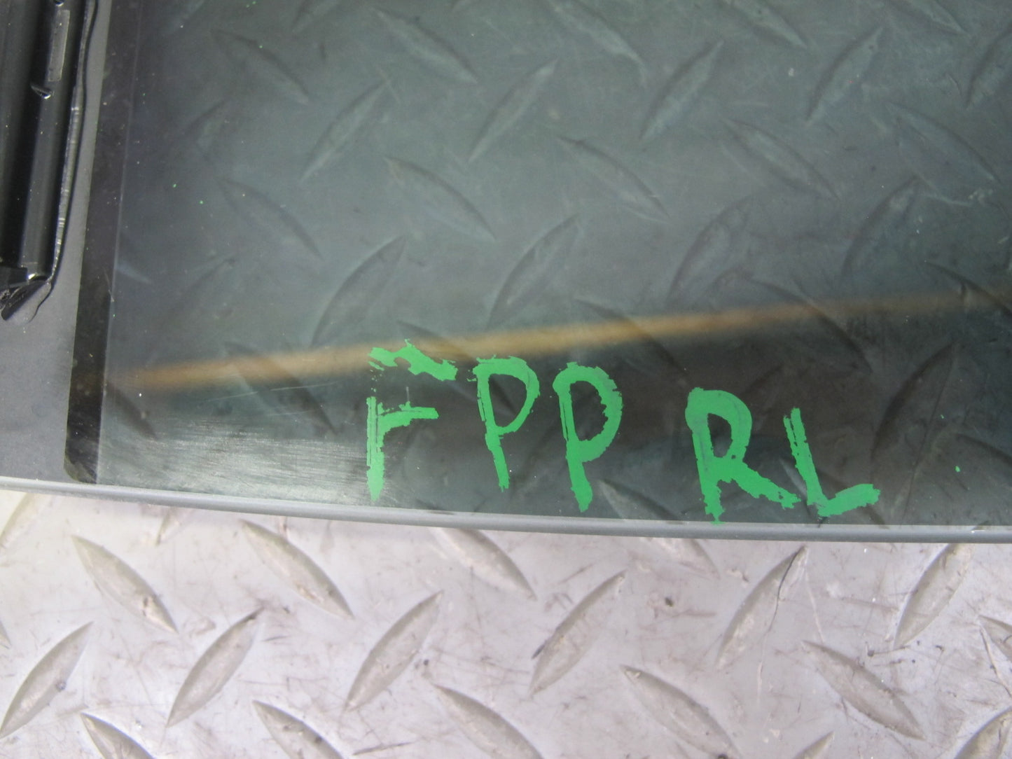 17-23 Porsche Panamera 971 Rear Left Door Glass Window 971845317