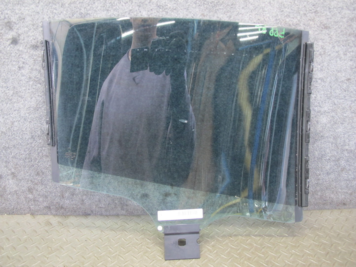 17-23 Porsche Panamera 971 Rear Left Door Glass Window 971845317