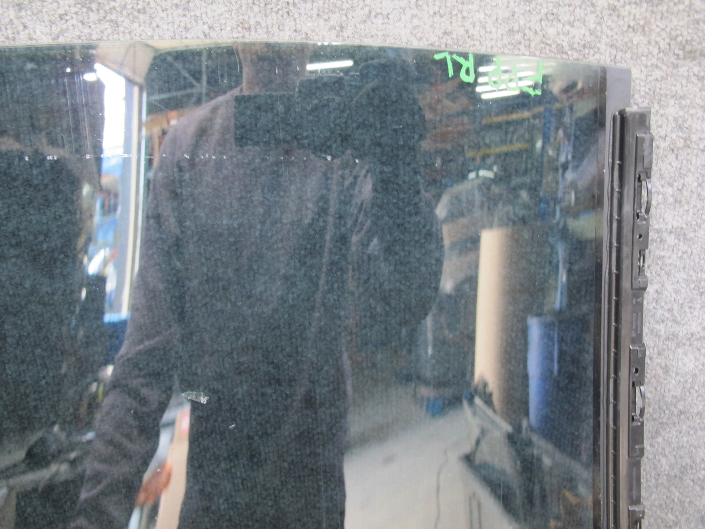 17-23 Porsche Panamera 971 Rear Left Door Glass Window 971845317