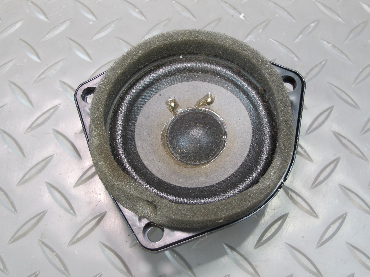 2011-2018 Porsche Cayenne 958 Rear Left Side Audio Sound Speaker Bose