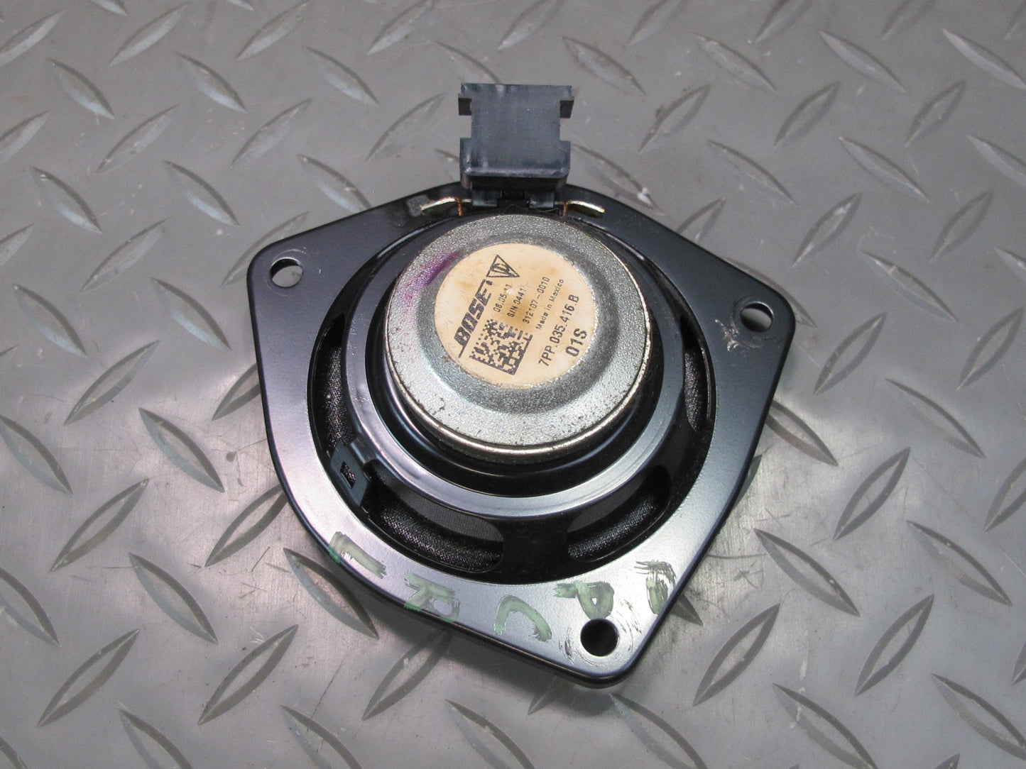 2011-2018 Porsche Cayenne 958 Rear Left Side Audio Sound Speaker Bose