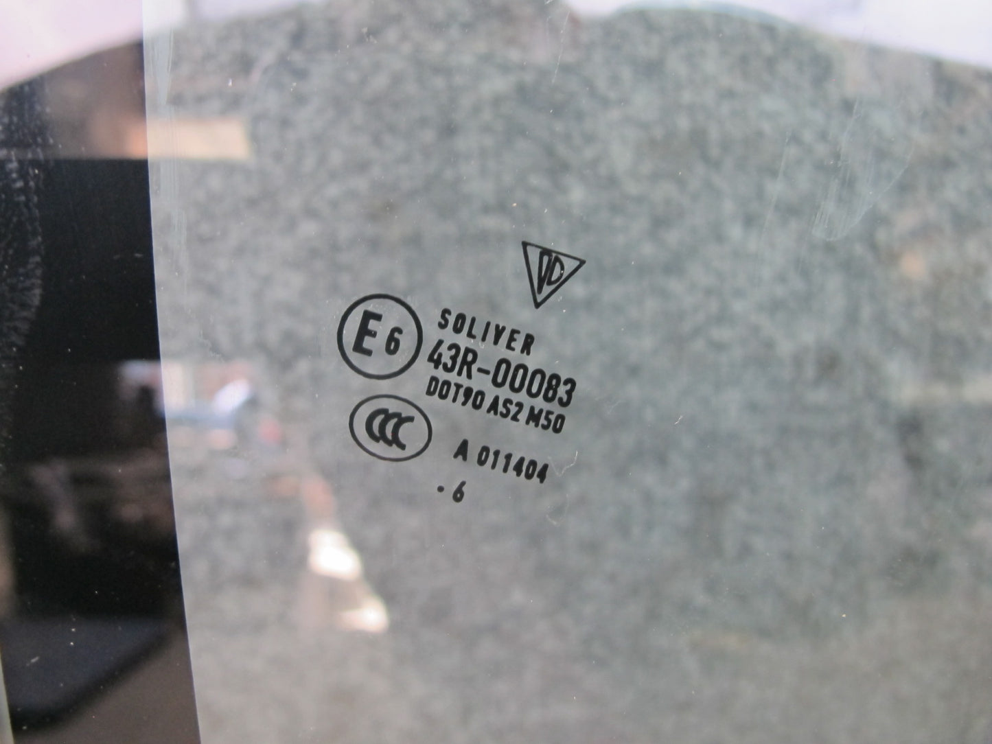 17-23 Porsche Panamera 971 Front Right Door Glass Window 971845020