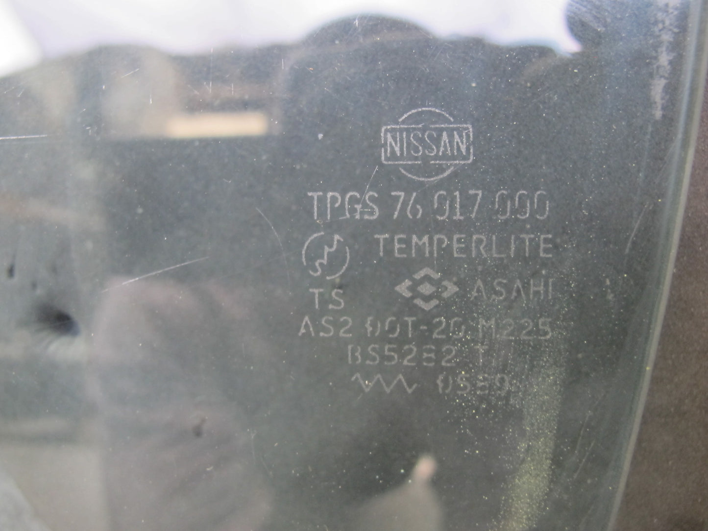 77-78 Datsun S30 280Z 2+2 Left Door Glass Window OEM