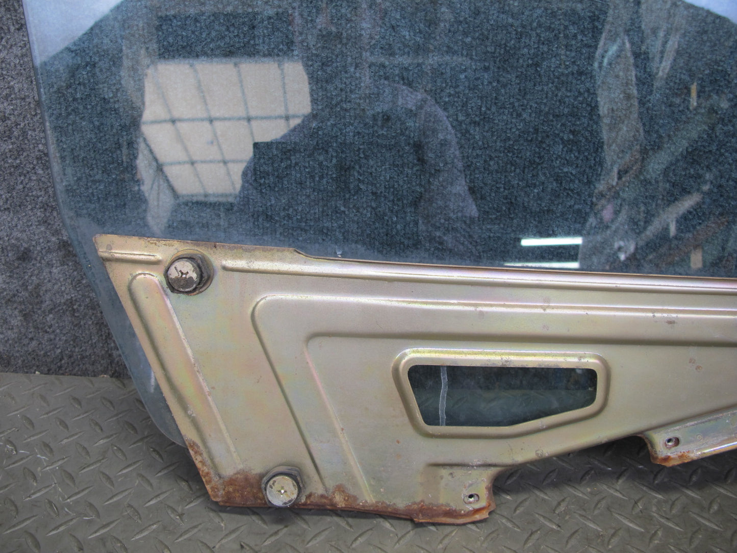 77-78 Datsun S30 280Z 2+2 Left Door Glass Window OEM