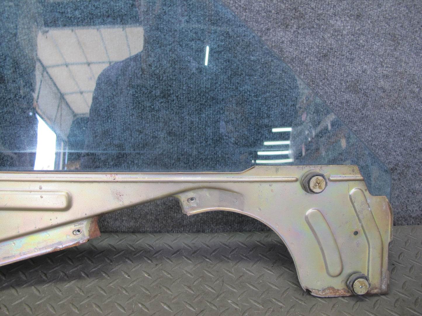 77-78 Datsun S30 280Z 2+2 Left Door Glass Window OEM