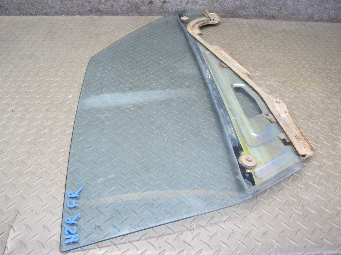 77-78 Datsun S30 280Z 2+2 Right Door Glass Window OEM