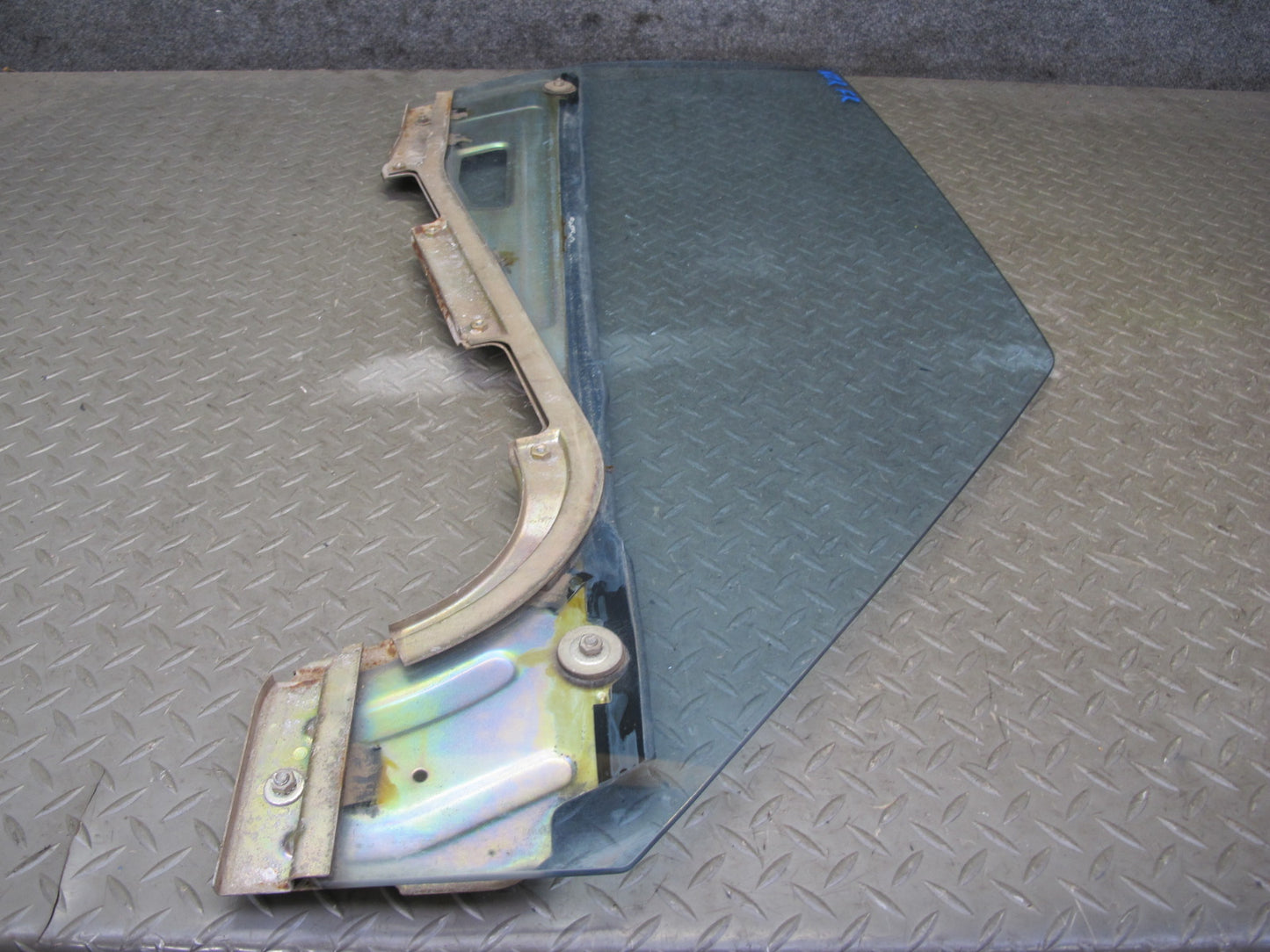 77-78 Datsun S30 280Z 2+2 Right Door Glass Window OEM