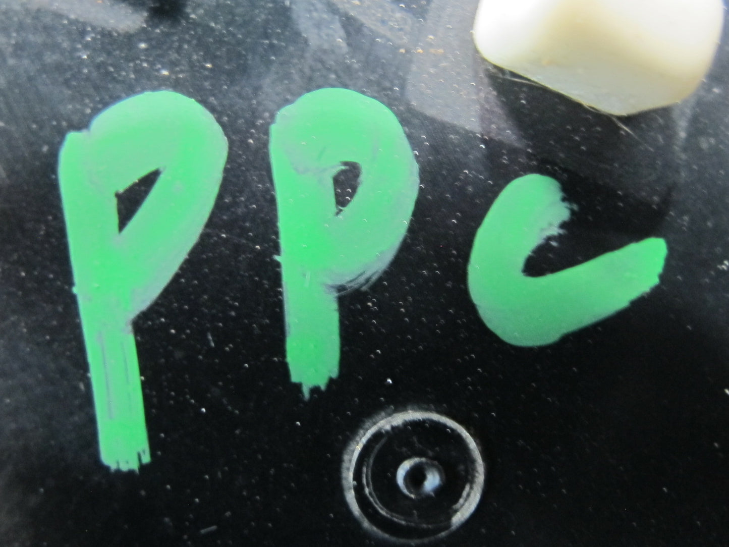 2011-2018 Porsche Cayenne 958 Rear Right Side Center A/C Heater Air Vent Grille