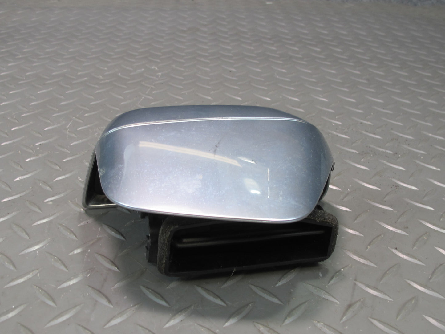 2011-2018 Porsche Cayenne 958 Rear Right Side Center A/C Heater Air Vent Grille