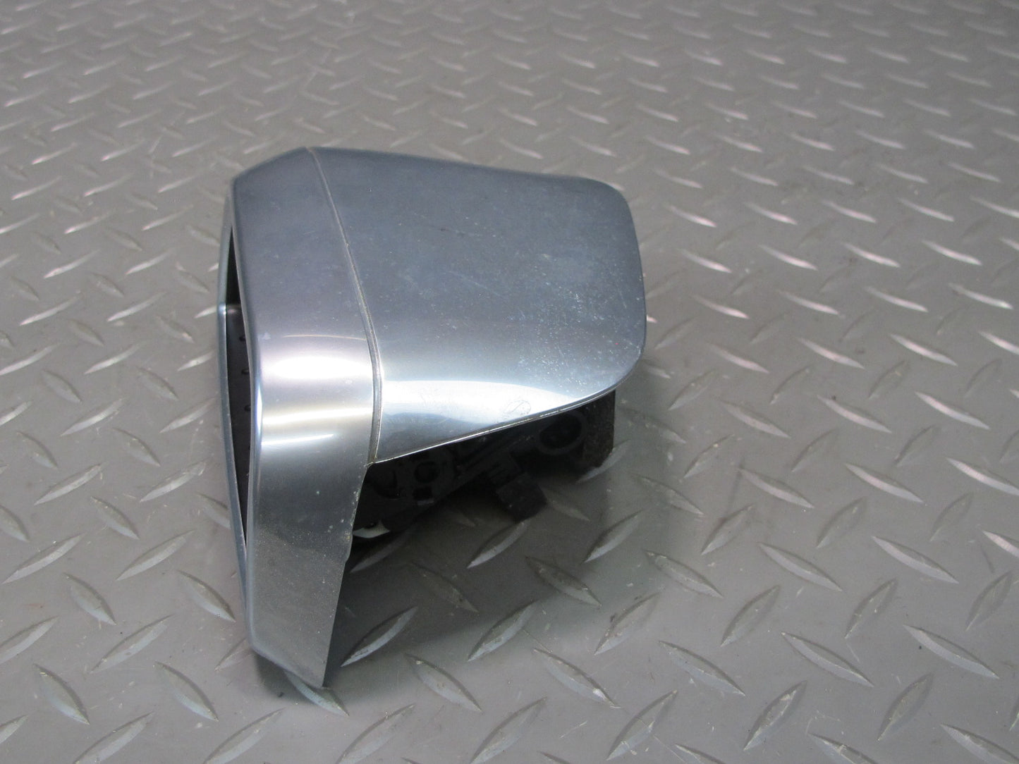 2011-2018 Porsche Cayenne 958 Rear Right Side Center A/C Heater Air Vent Grille