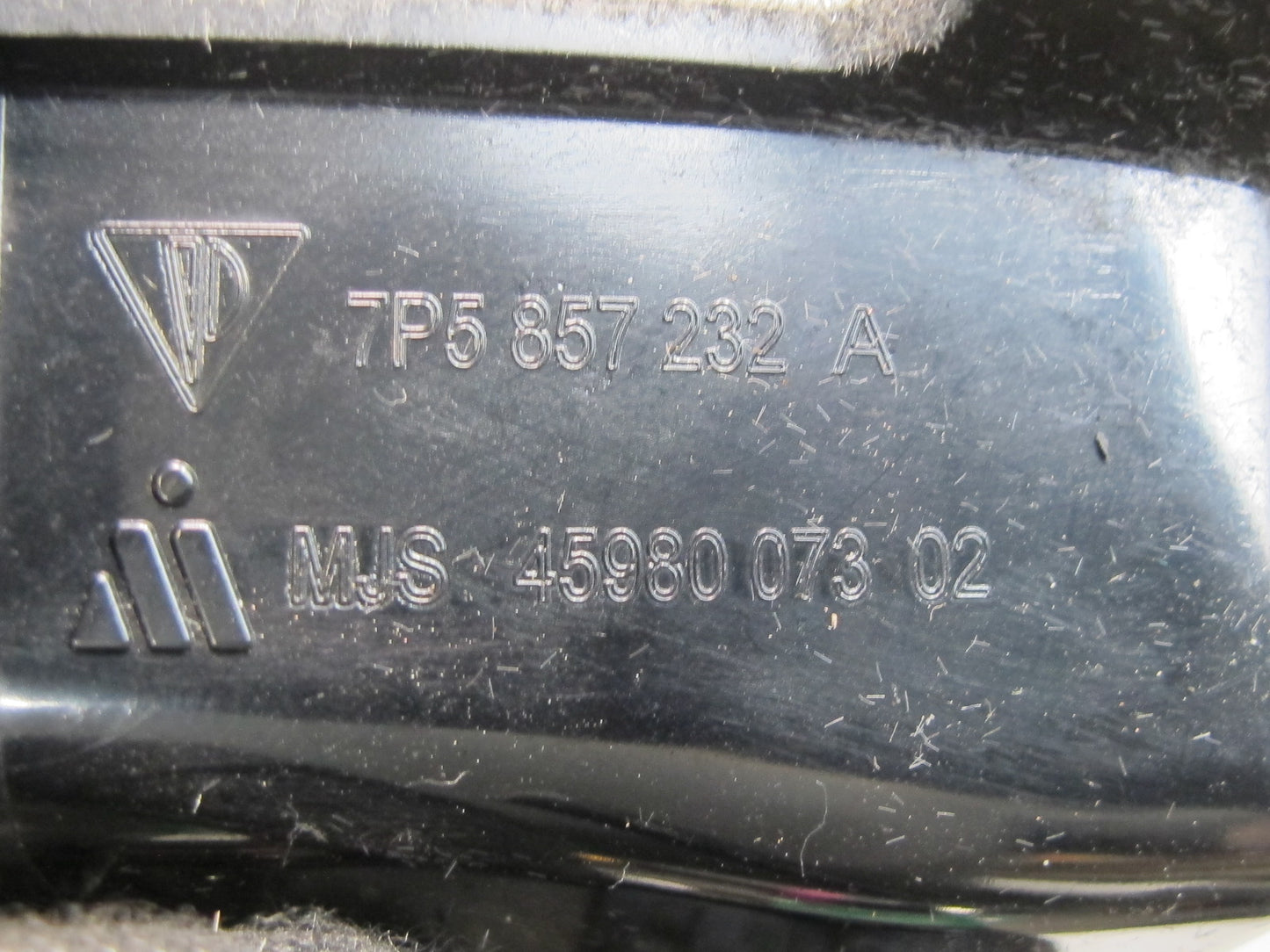 2011-2018 Porsche Cayenne 958 Center Console Storage Compartment Tray