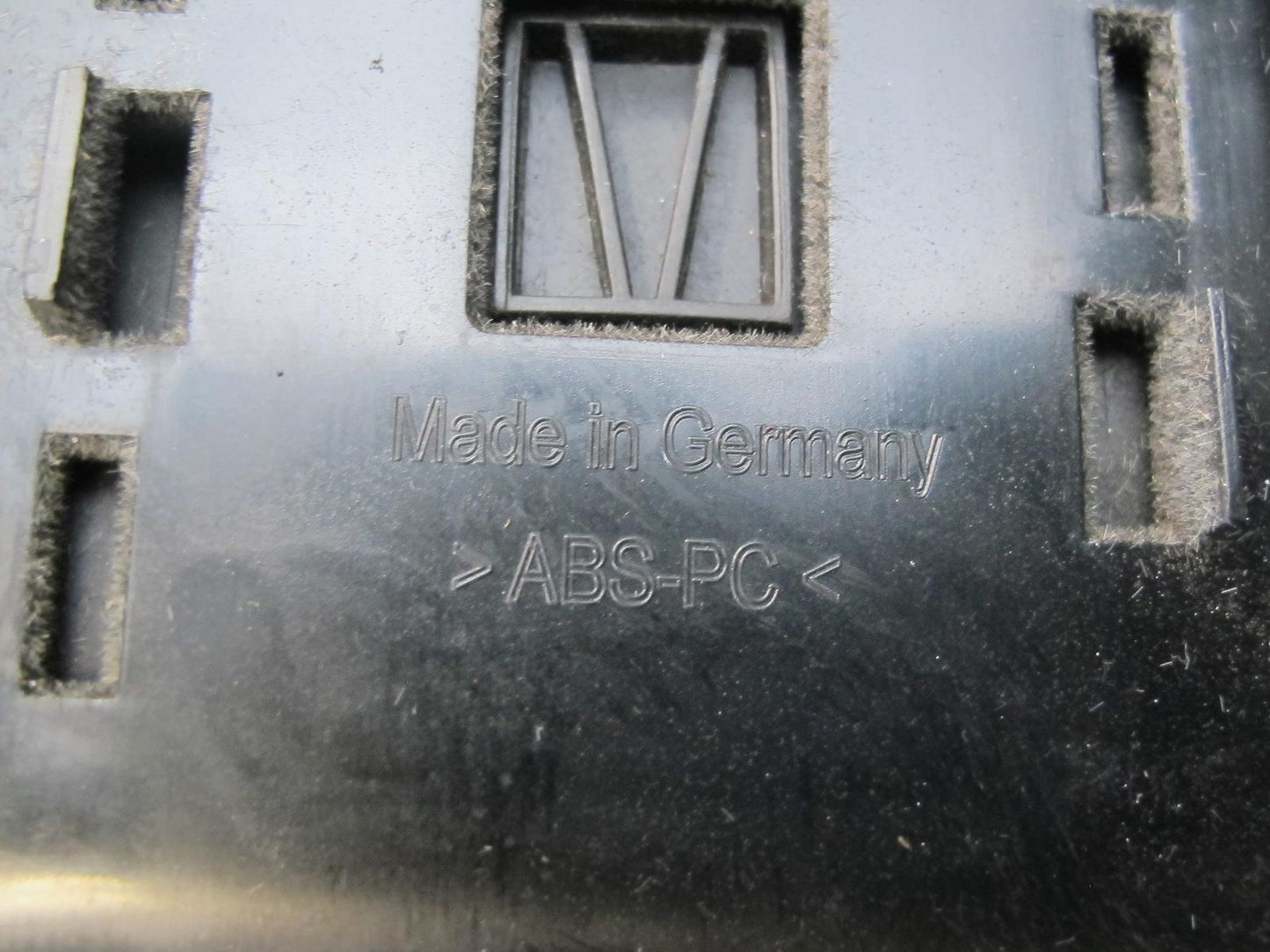 2011-2018 Porsche Cayenne 958 Center Console Storage Compartment Tray