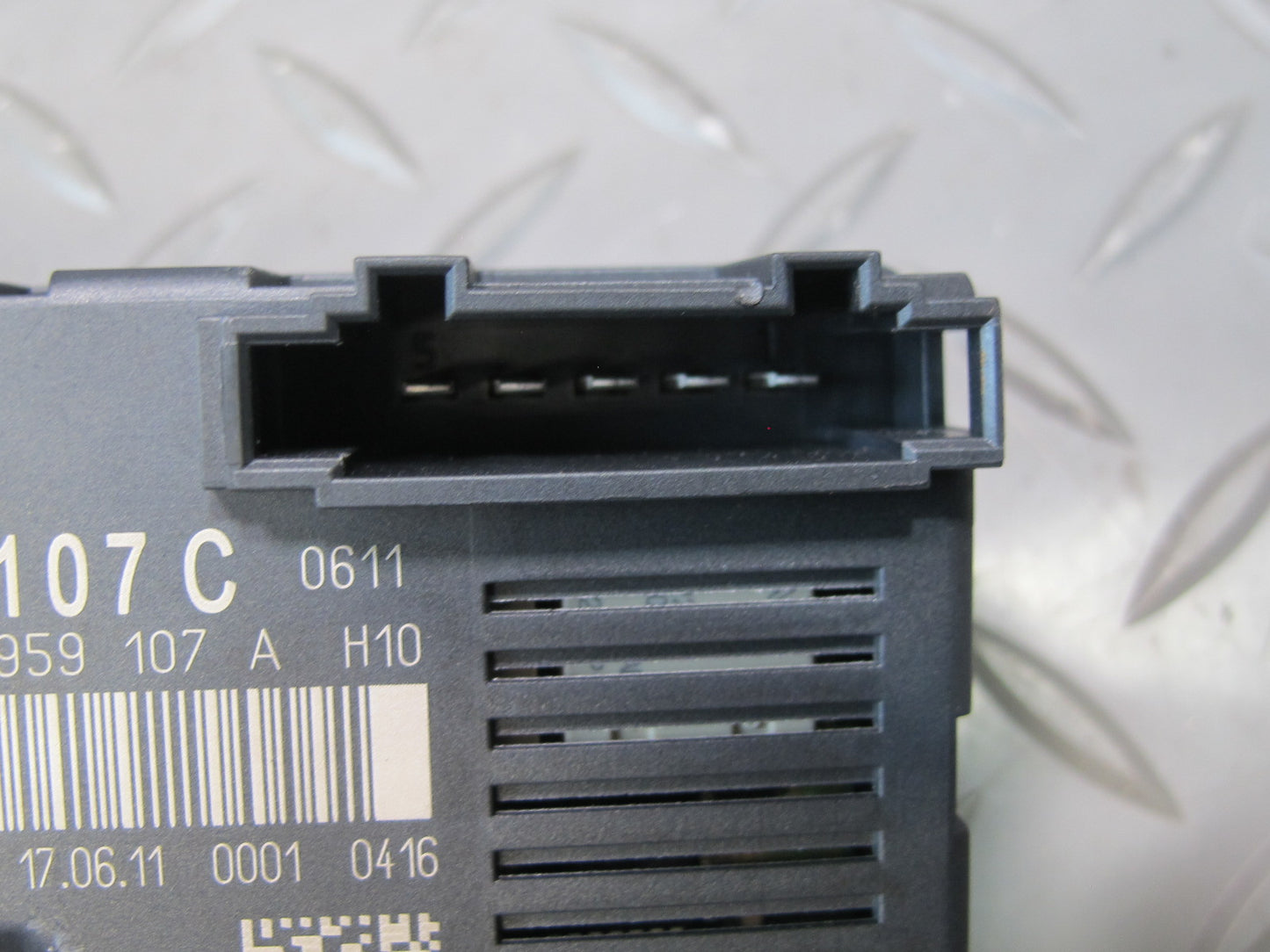 2011-2018 Porsche Cayenne 958 Rear Trunk Tailgate Liftgate Control Module Unit