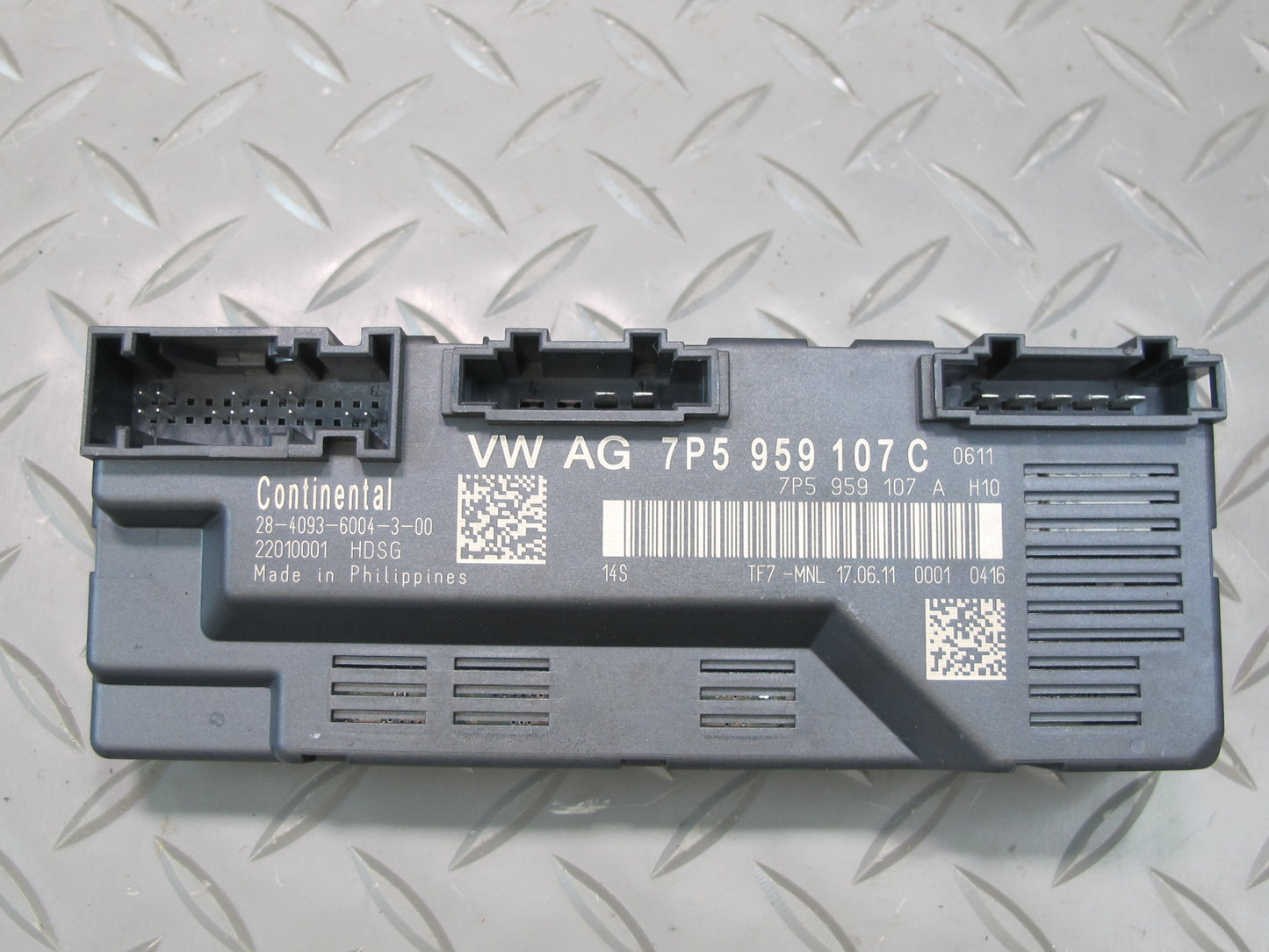 2011-2018 Porsche Cayenne 958 Rear Trunk Tailgate Liftgate Control Module Unit