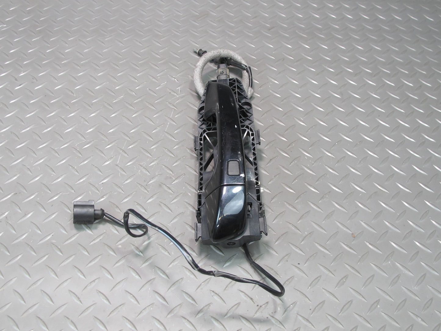 2011-2018 Porsche Cayenne 958 Rear Right Pass Side Exterior Door Handle Keyless