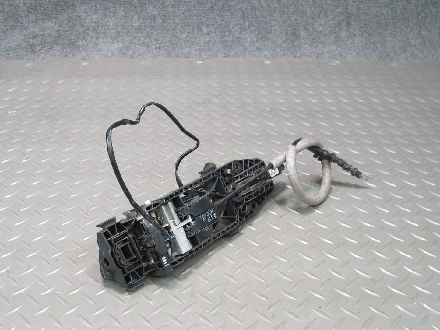 2011-2018 Porsche Cayenne 958 Rear Right Pass Side Exterior Door Handle Keyless