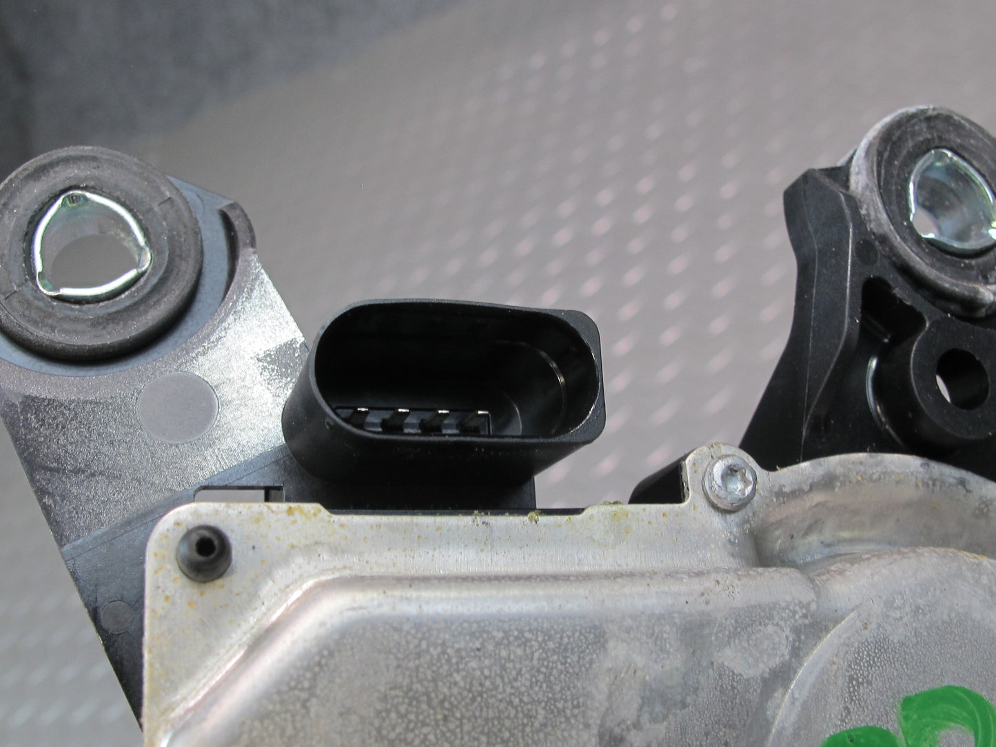 2011-2018 Porsche Cayenne 958 Rear Trunk Hatch Tail Gate Wiper Motor W/ Arm