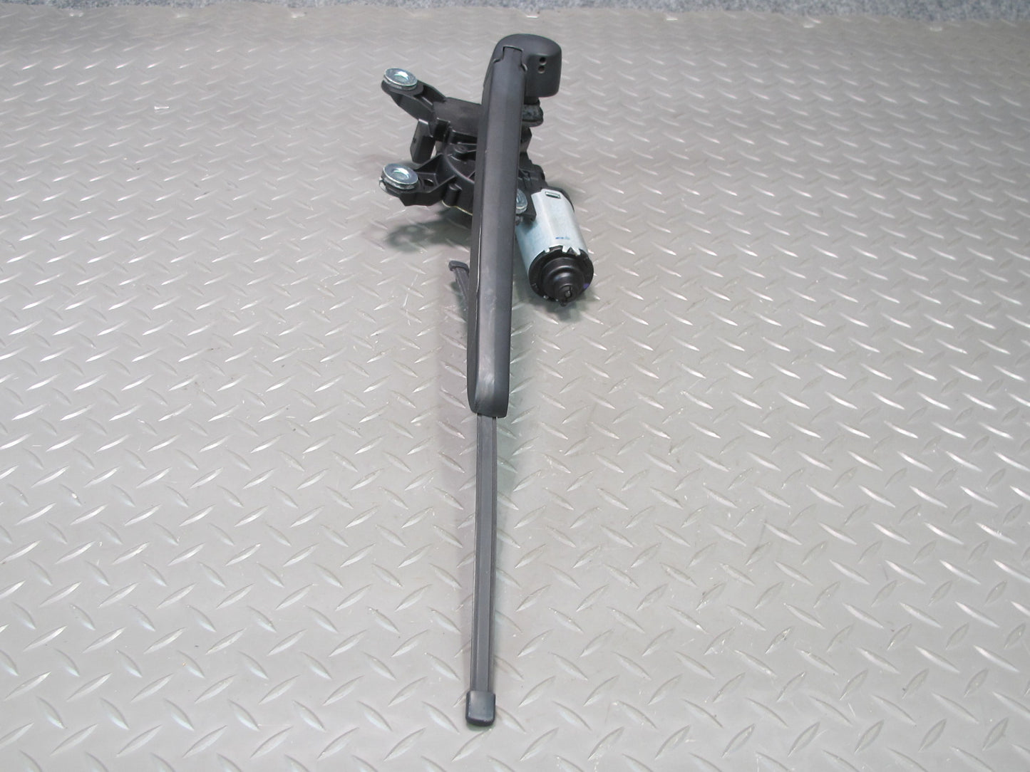 2011-2018 Porsche Cayenne 958 Rear Trunk Hatch Tail Gate Wiper Motor W/ Arm