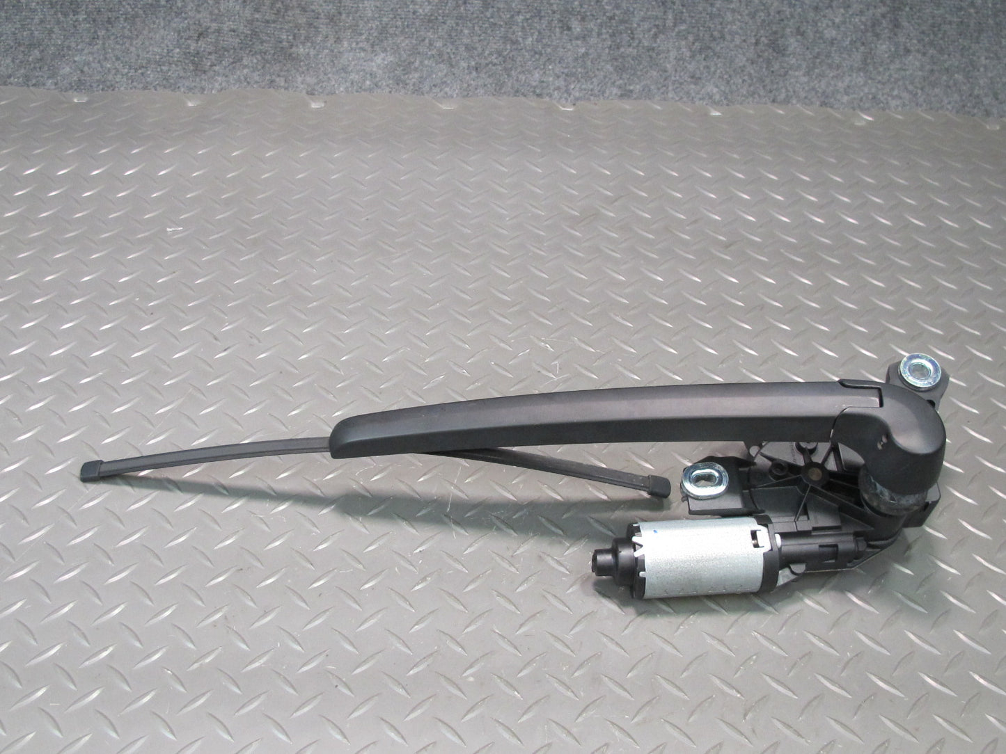 2011-2018 Porsche Cayenne 958 Rear Trunk Hatch Tail Gate Wiper Motor W/ Arm