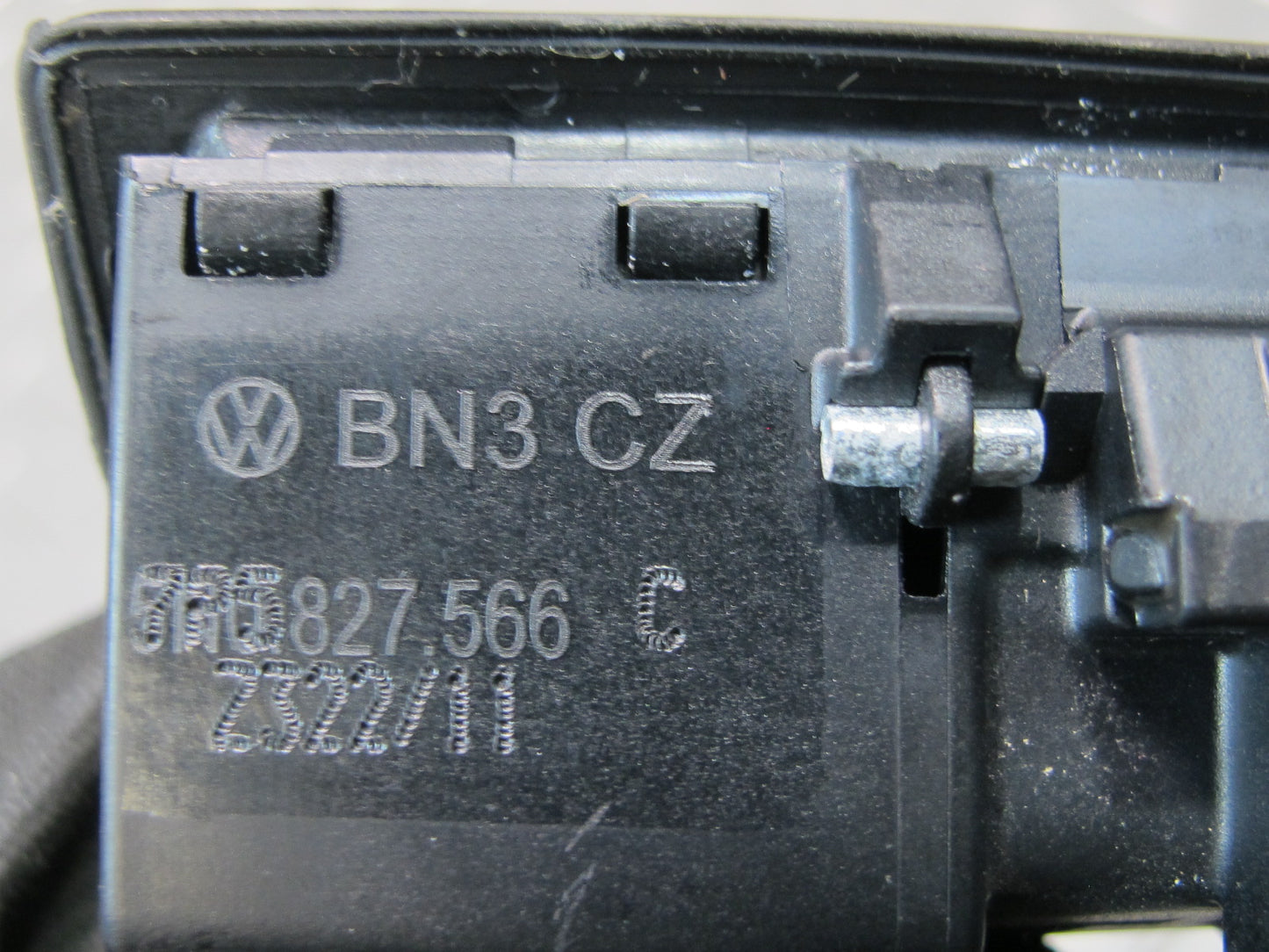 2011-2014 Porsche Cayenne 958 Rear Trunk Hatch Release Handle Switch W/ Camera