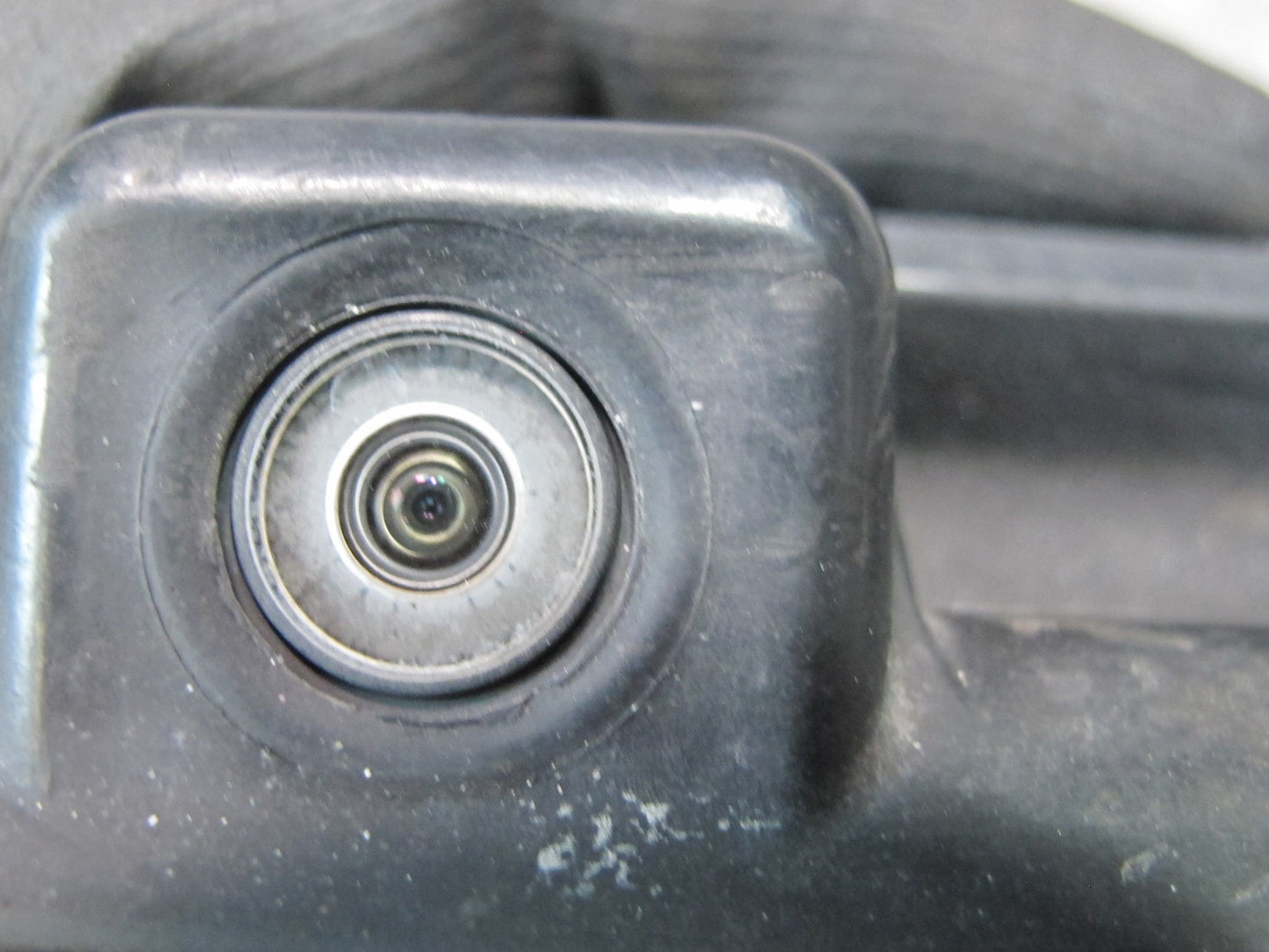 2011-2014 Porsche Cayenne 958 Rear Trunk Hatch Release Handle Switch W/ Camera