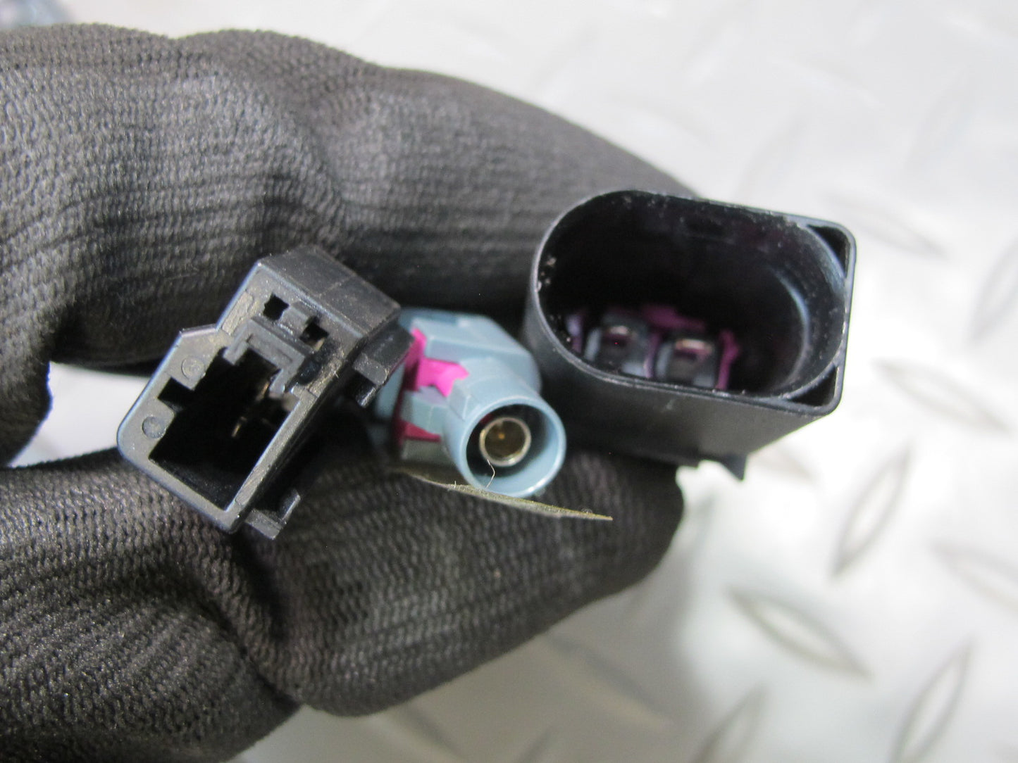 2011-2014 Porsche Cayenne 958 Rear Trunk Hatch Release Handle Switch W/ Camera