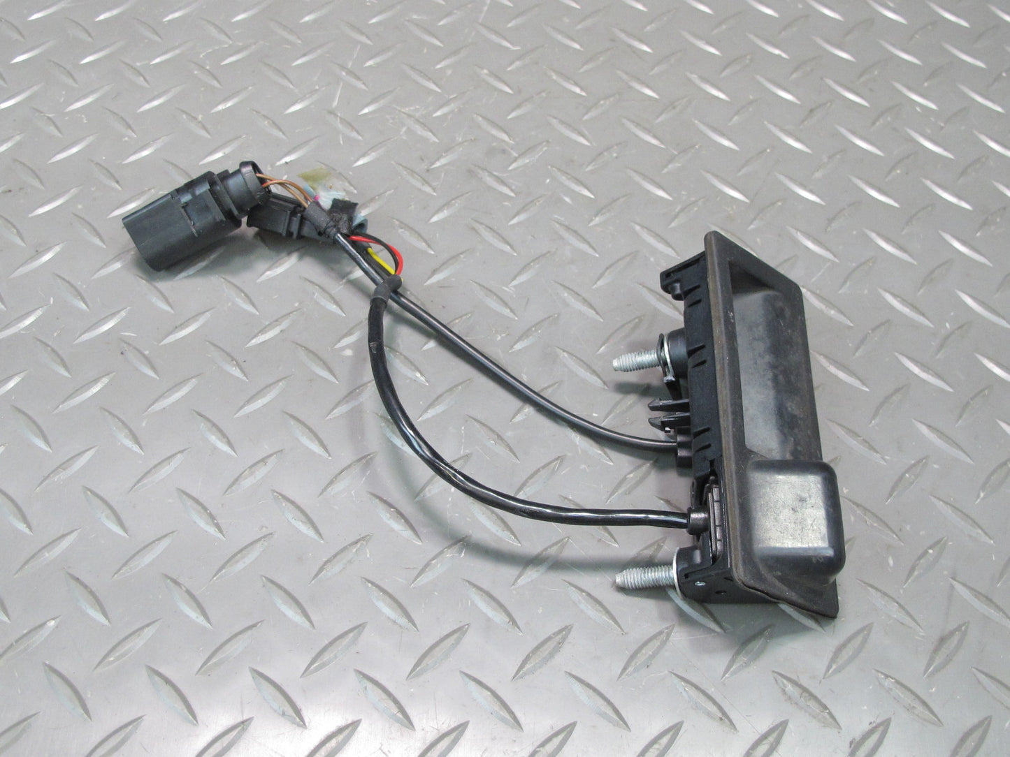 2011-2014 Porsche Cayenne 958 Rear Trunk Hatch Release Handle Switch W/ Camera