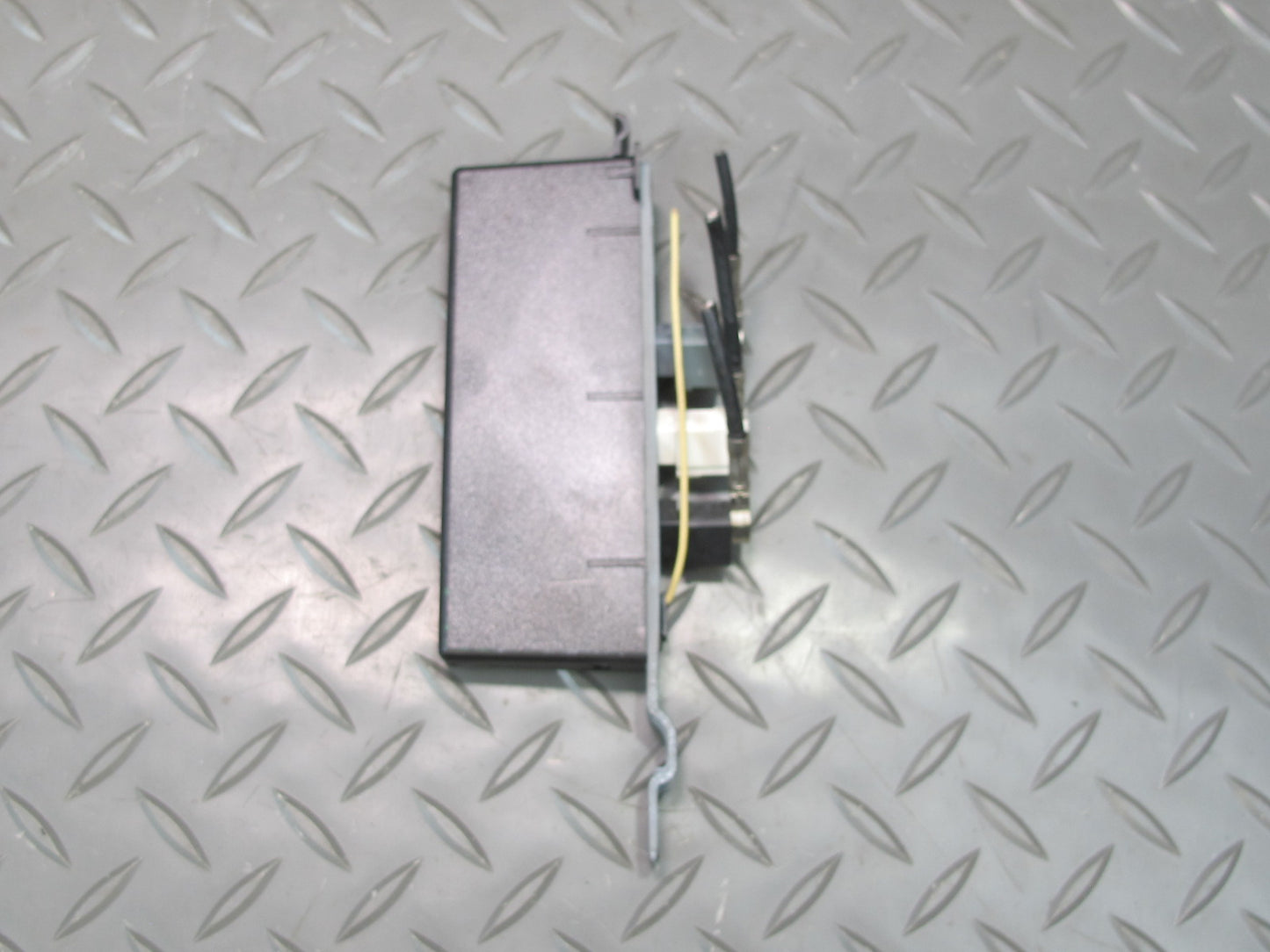 2011-2018 Porsche Cayenne 958 Rear Right Left Radio Antenna Amplifier Module Set