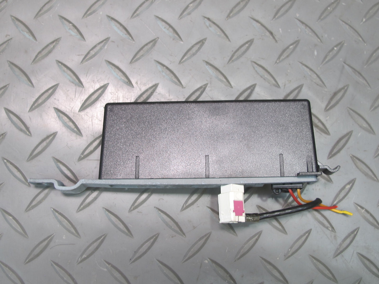 2011-2018 Porsche Cayenne 958 Rear Right Left Radio Antenna Amplifier Module Set