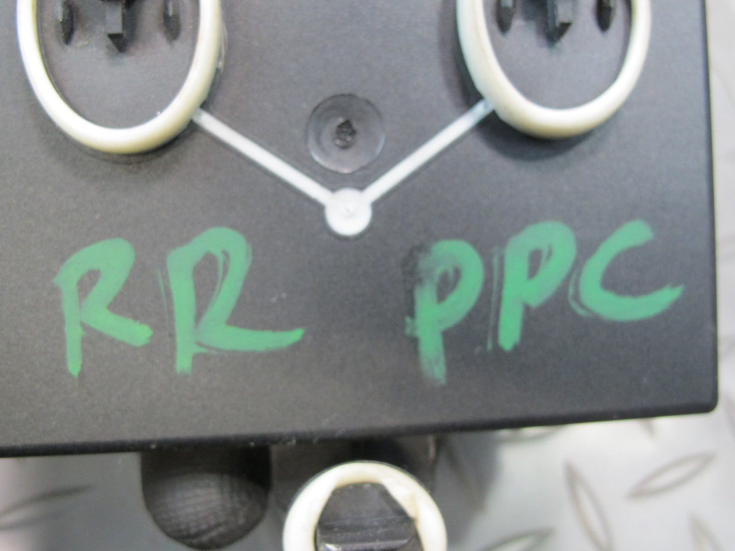 2011-2014 Porsche Cayenne 958 Rear Right Side Door Control Module Unit