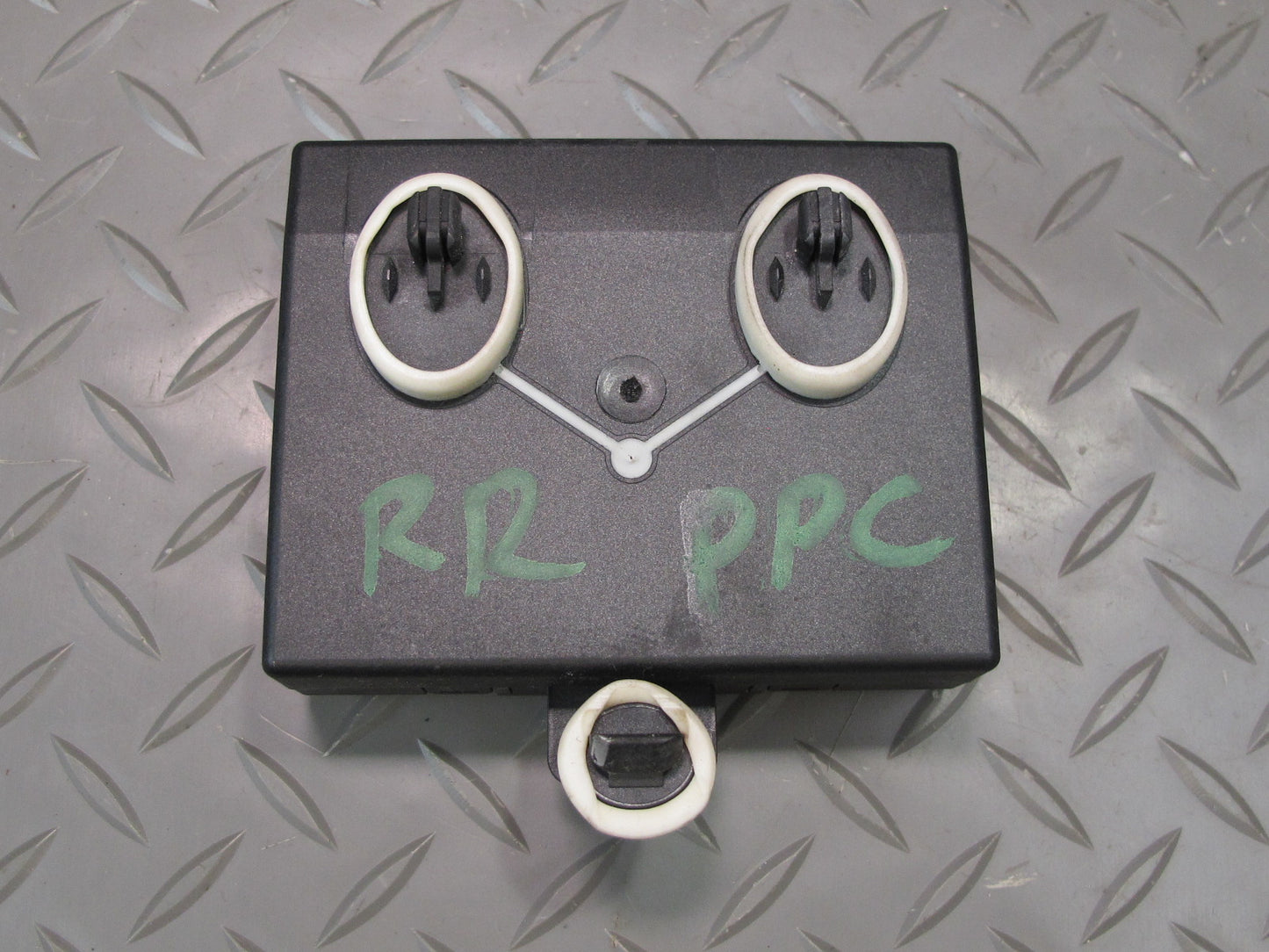 2011-2014 Porsche Cayenne 958 Rear Right Side Door Control Module Unit