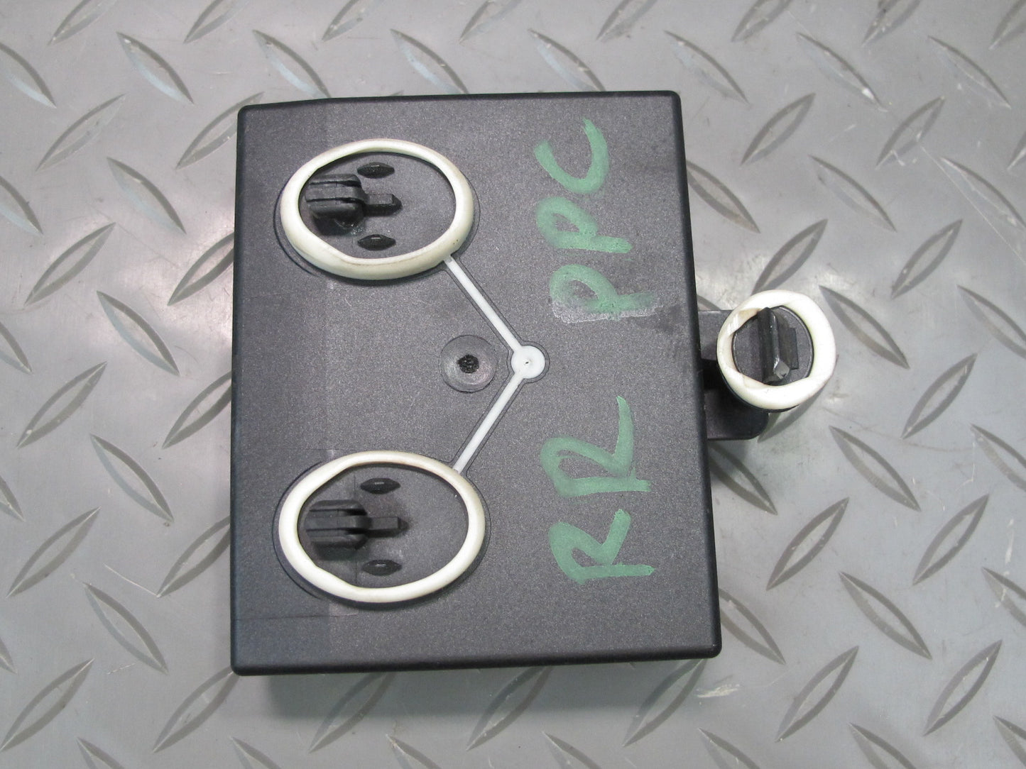 2011-2014 Porsche Cayenne 958 Rear Right Side Door Control Module Unit