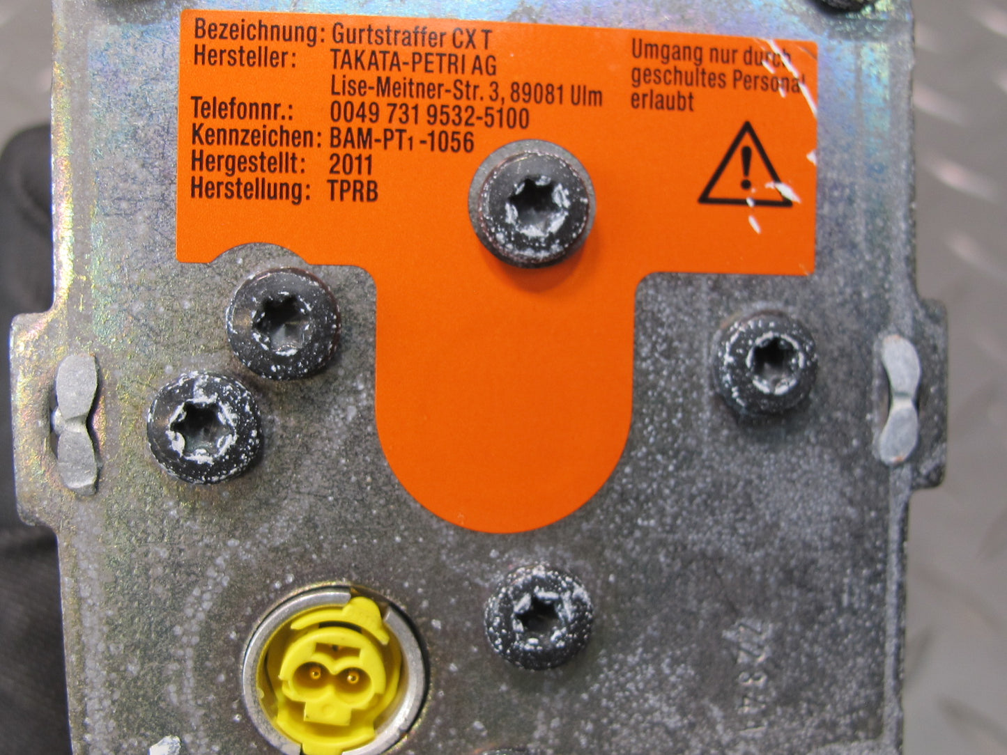 11-18 PORSCHE CAYENNE 958 REAR RIGHT PASSENGER SIDE SEATBELT RETRACTOR OEM