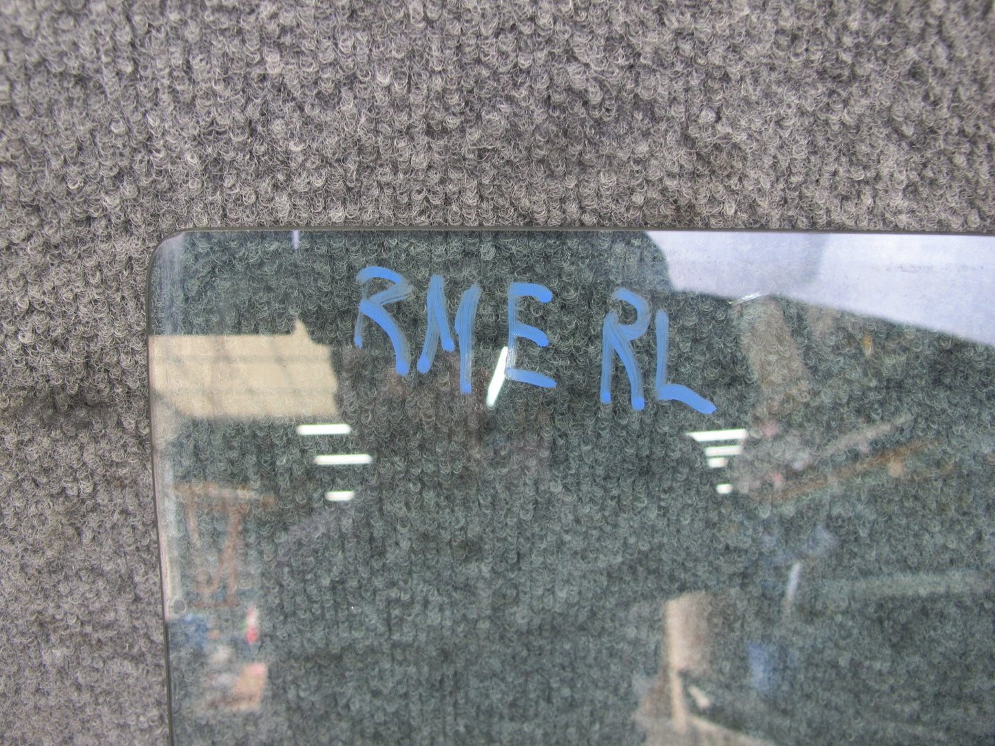 75-85 Mercedes W123 300D Sedan Rear Left Door Glass Window OEM