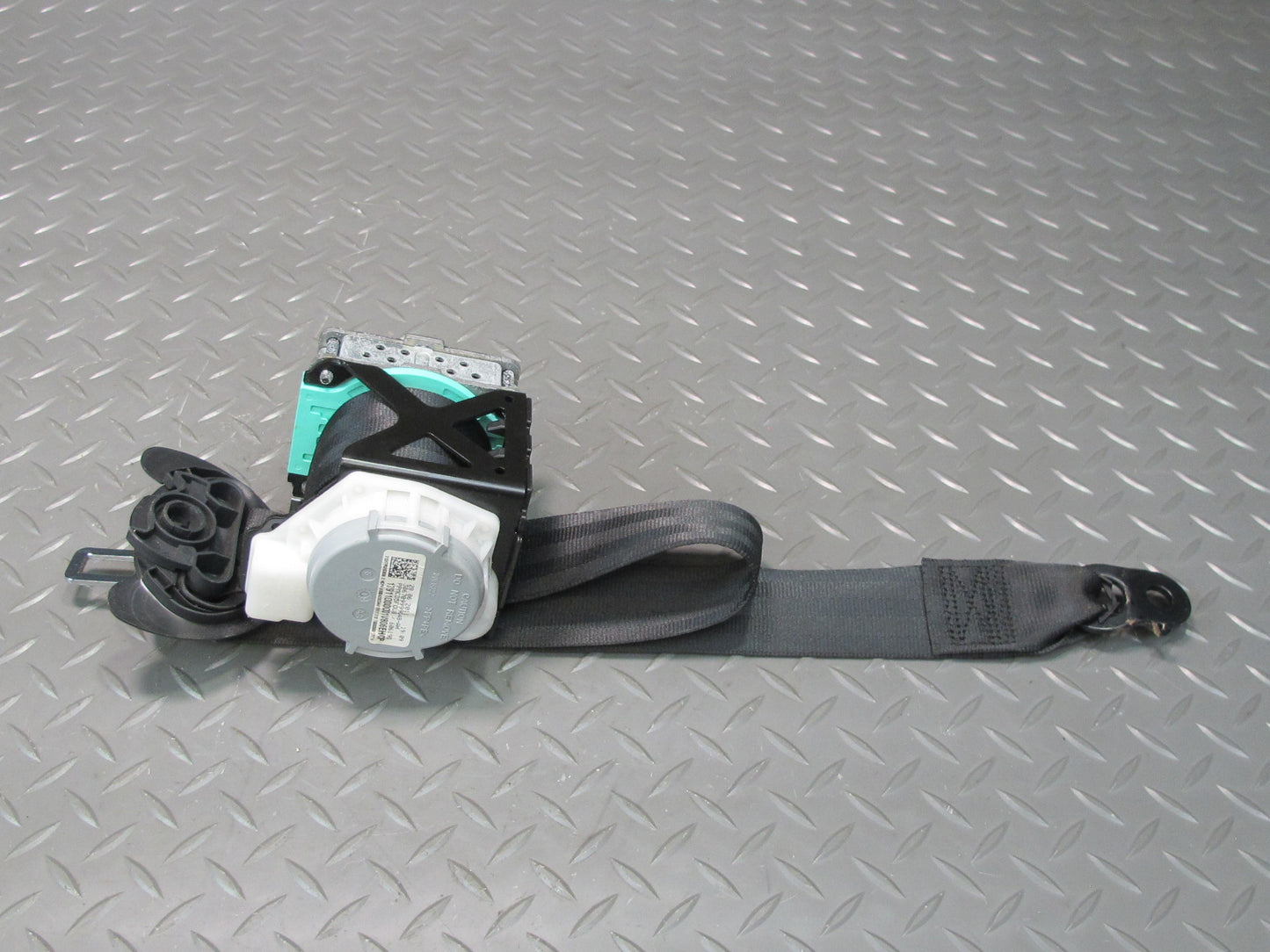 11-18 PORSCHE CAYENNE 958 REAR RIGHT PASSENGER SIDE SEATBELT RETRACTOR OEM