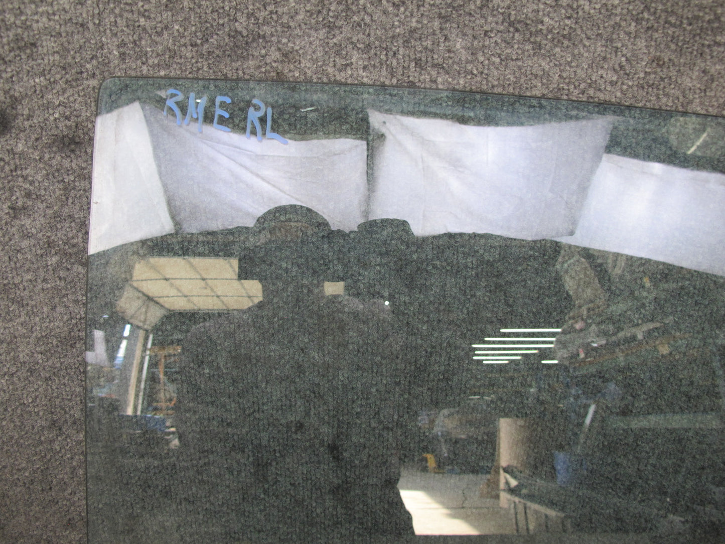 75-85 Mercedes W123 300D Sedan Rear Left Door Glass Window OEM