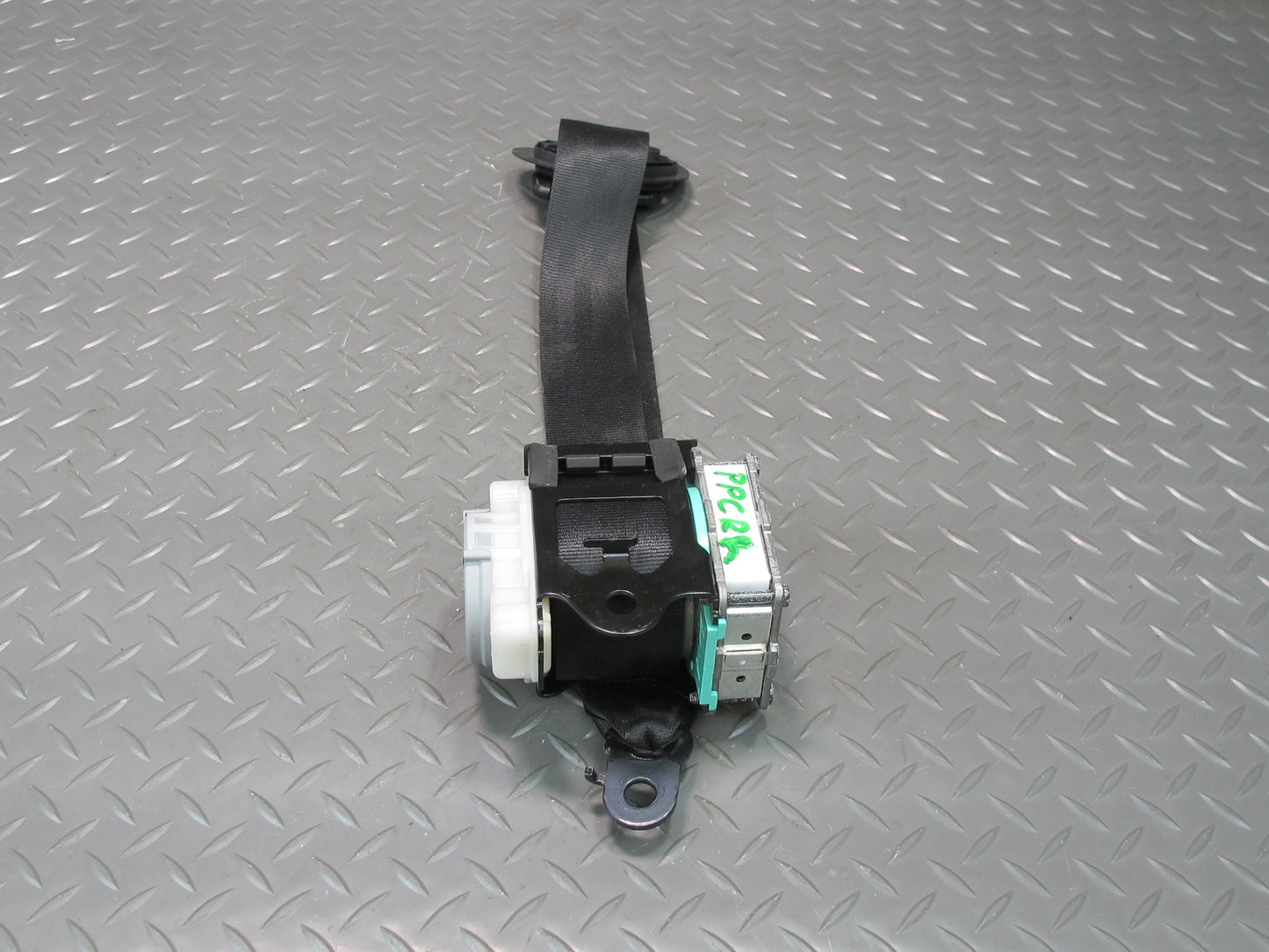 11-18 PORSCHE CAYENNE 958 REAR RIGHT PASSENGER SIDE SEATBELT RETRACTOR OEM