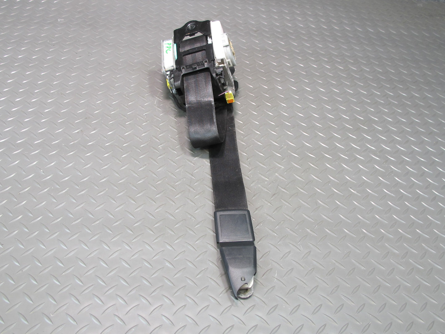 11-18 PORSCHE CAYENNE FRONT RIGHT PASSENGER SIDE SEATBELT RETRACTOR OEM