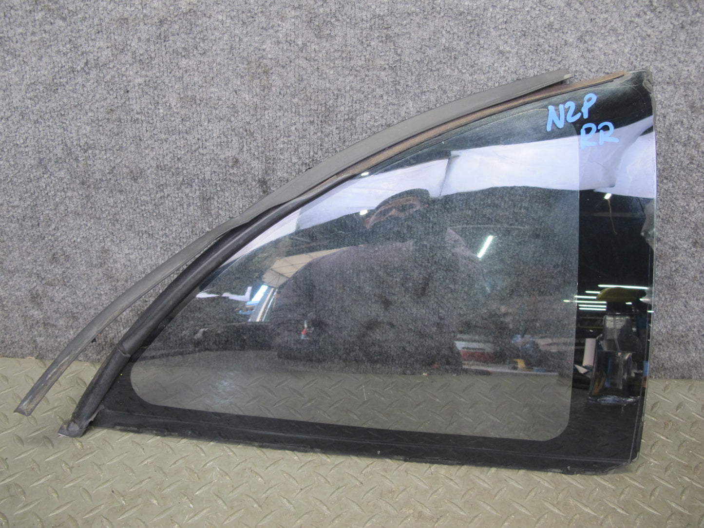 90-95 Nissan Z32 300ZX Coupe 2+2 Rear Right Quarter Glass Window OEM