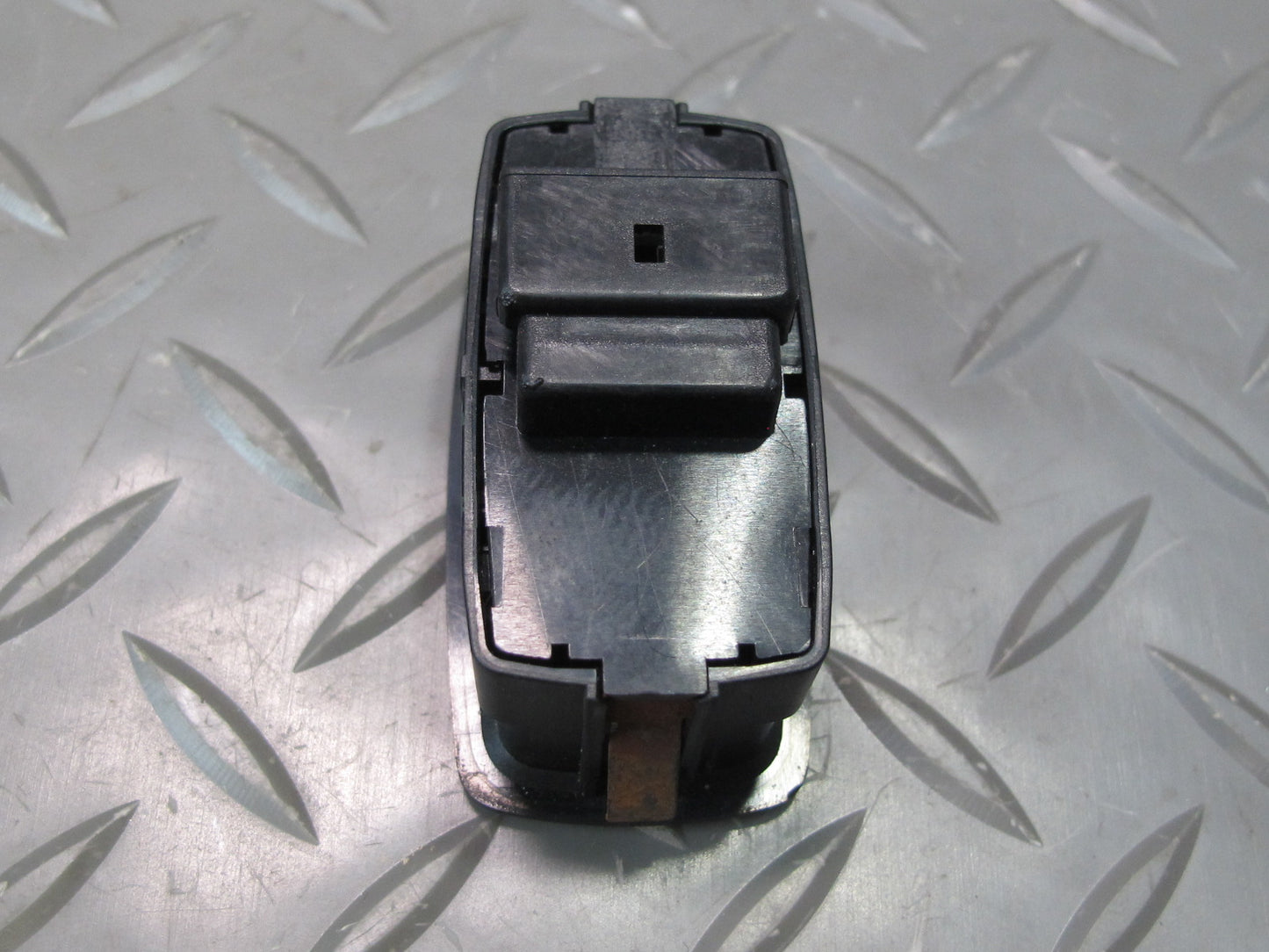 2011-2018 Porsche Cayenne 958 Tailgate Liftgate Back Door Release Switch Button