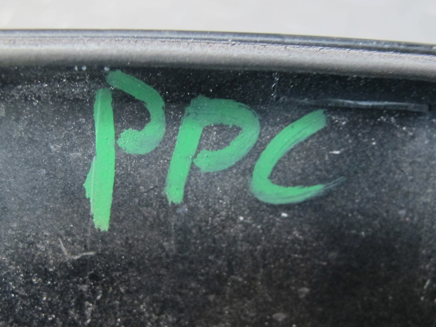 2011-2018 Porsche Cayenne 958 Rear Tailgate Trunk Lid License Light Handle Cover