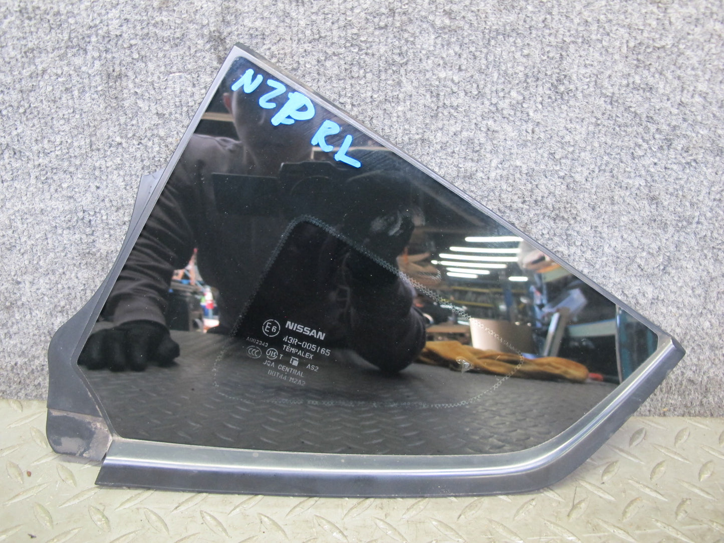 09-20 Nissan Z34 370Z Coupe Rear Left Quarter Window Glass OEM